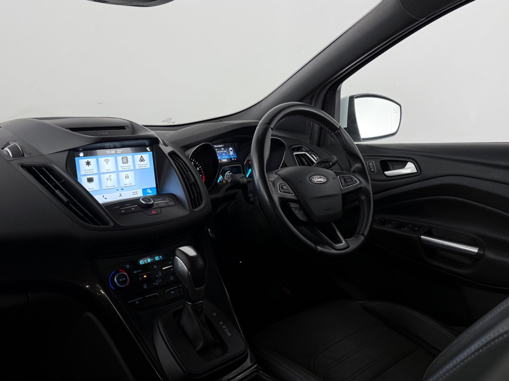 Ford Kuga view 4
