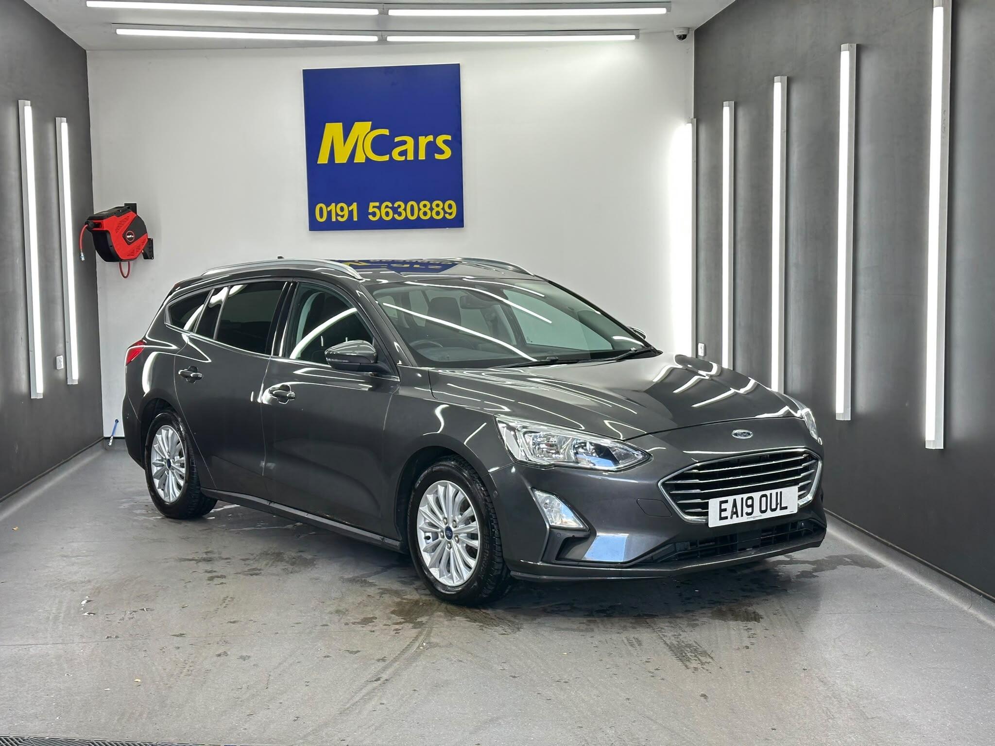 Ford Focus view 5