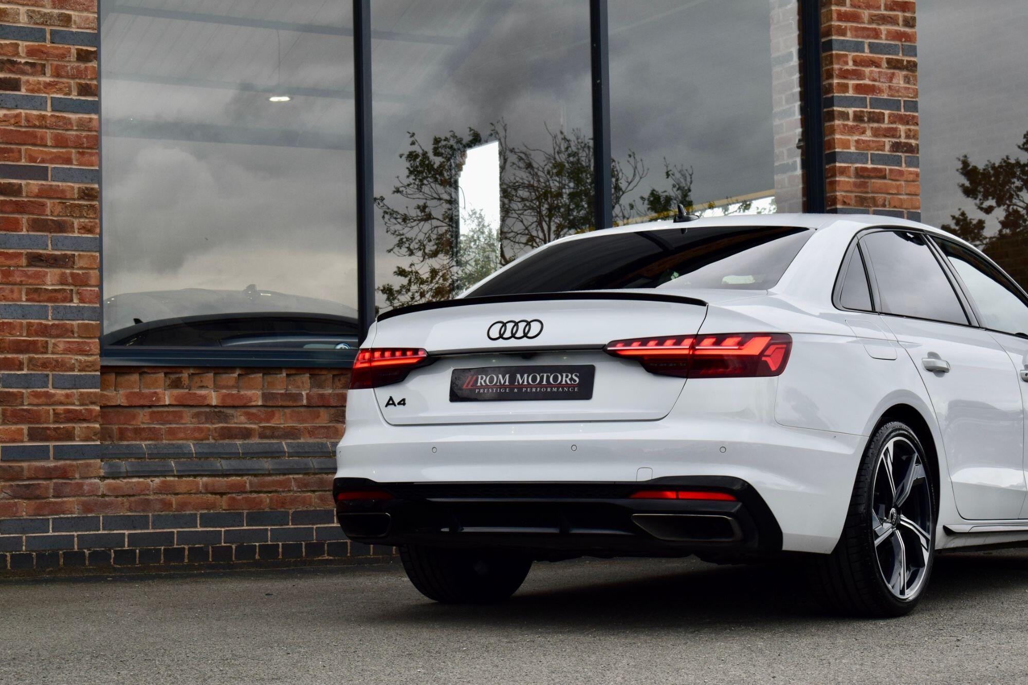 Audi A4 view 42
