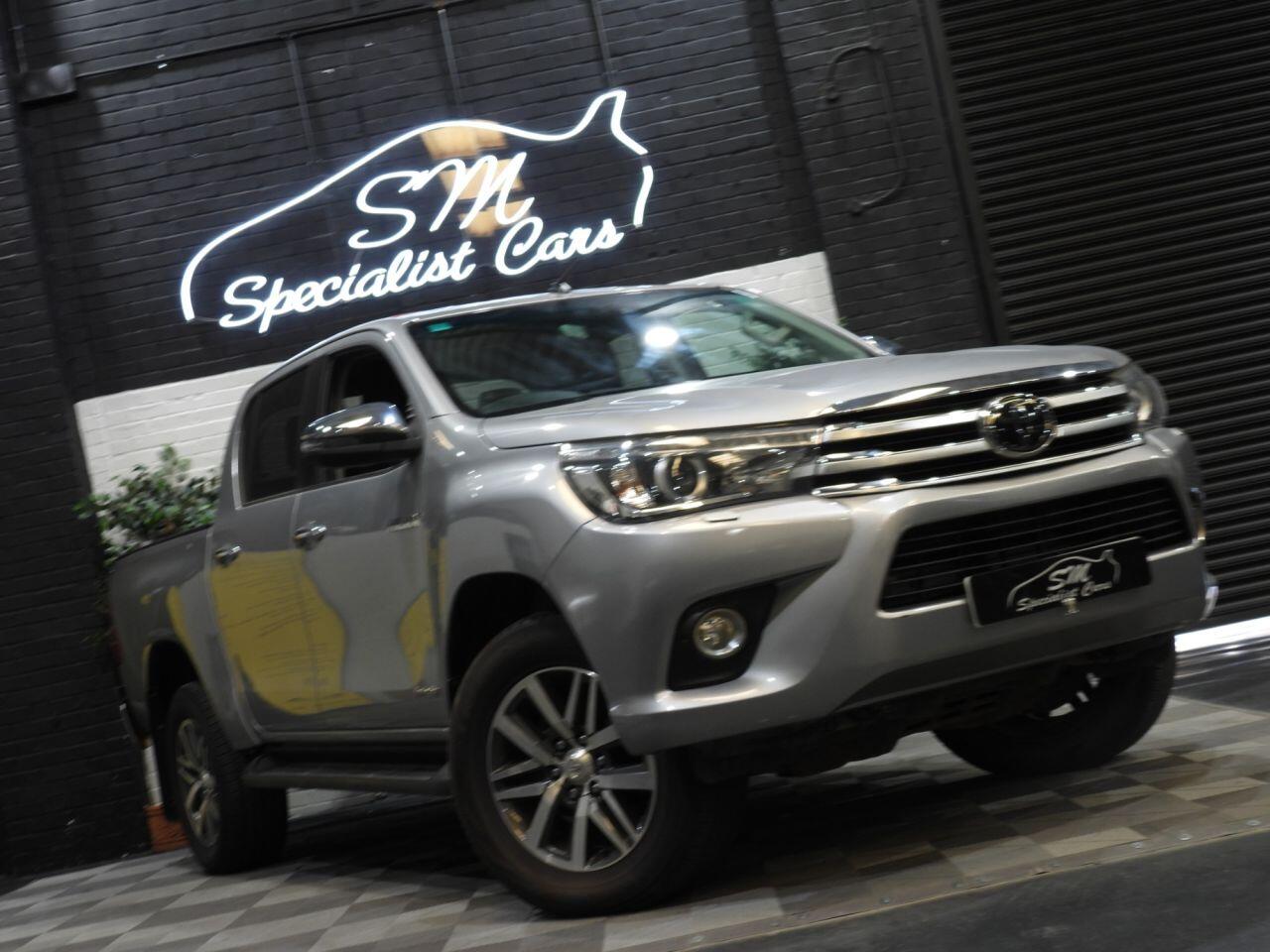 Toyota Hilux view 13