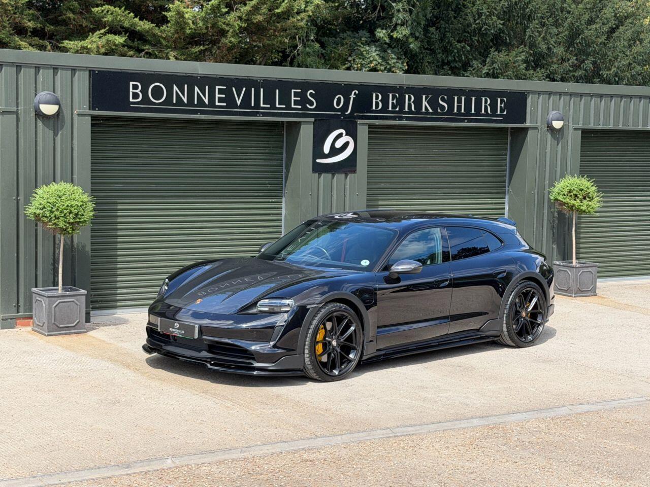 Porsche Taycan view 4