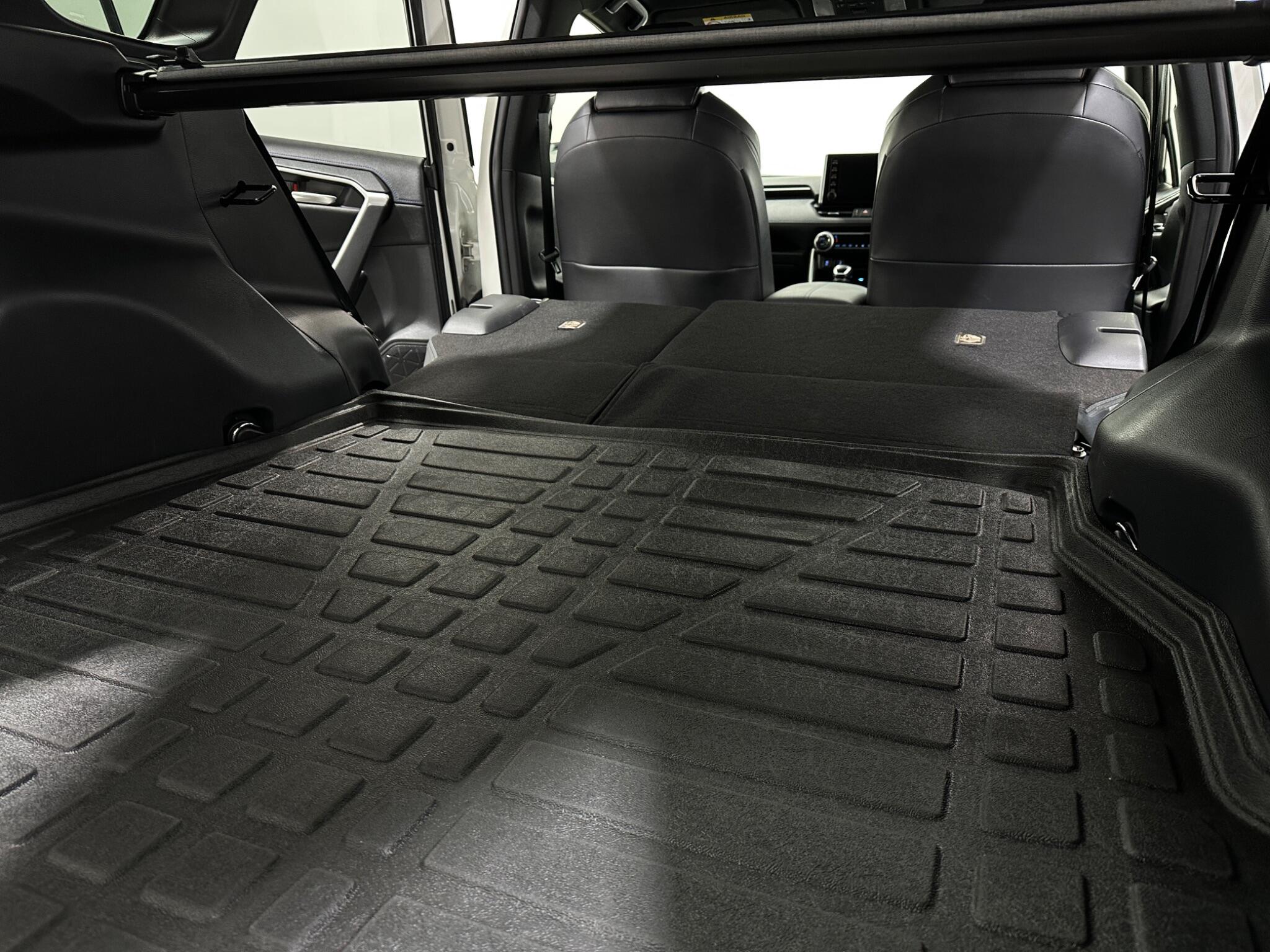 Toyota Rav4 view 45