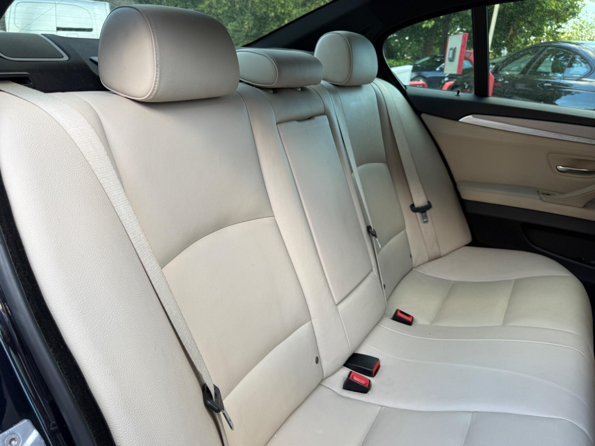 BMW 5 Series - Image 38