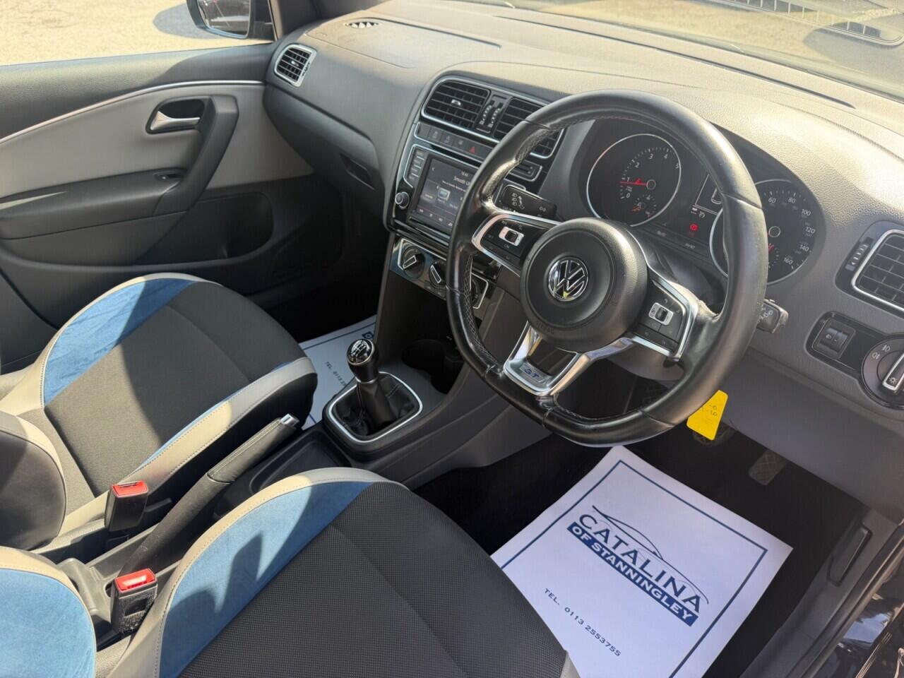 Volkswagen Polo view 9