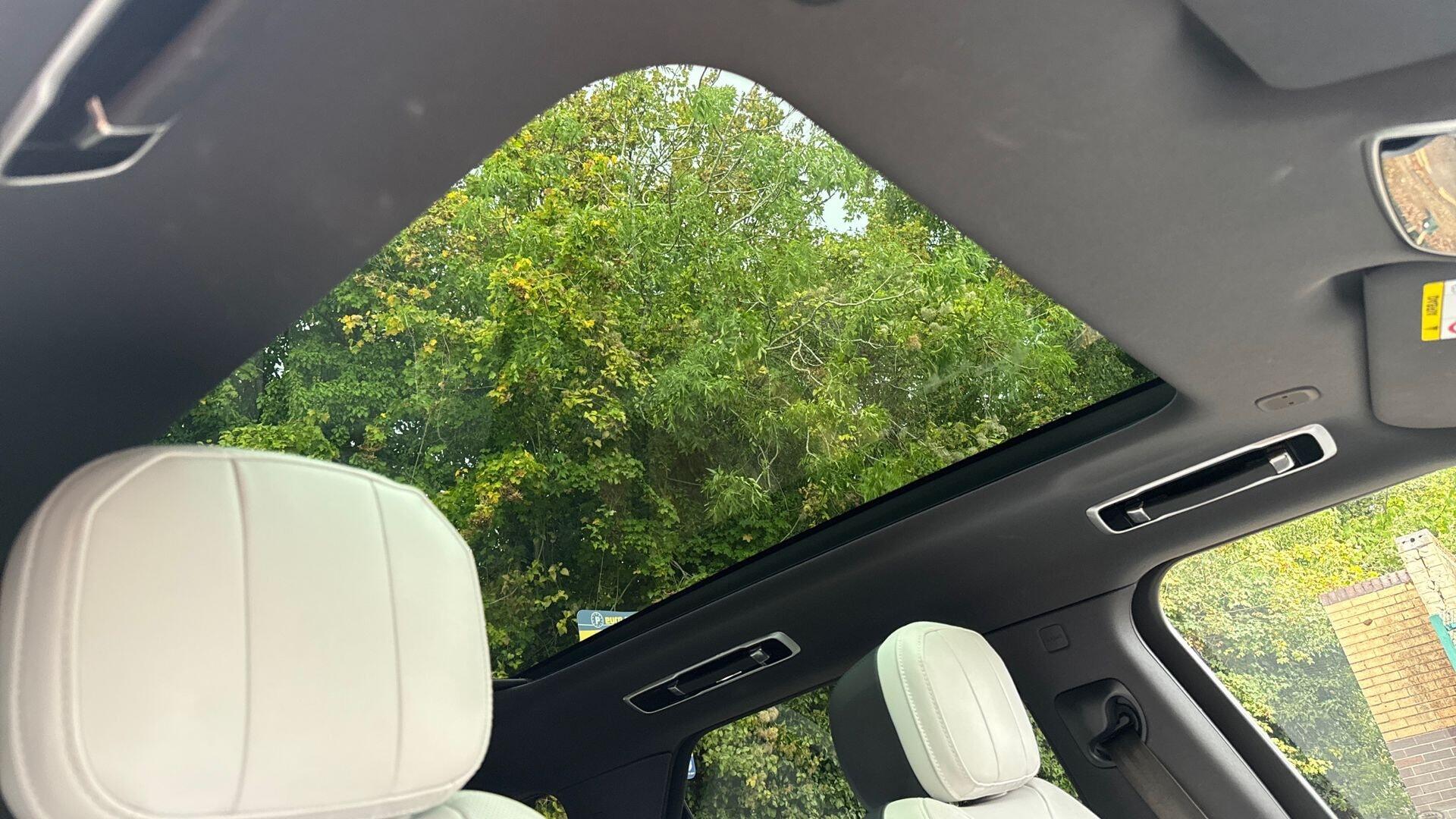 Land Rover Range Rover Sport view 21