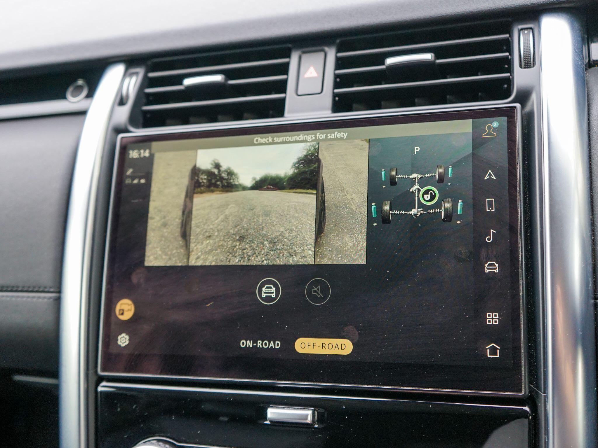 Land Rover Discovery 3 view 31