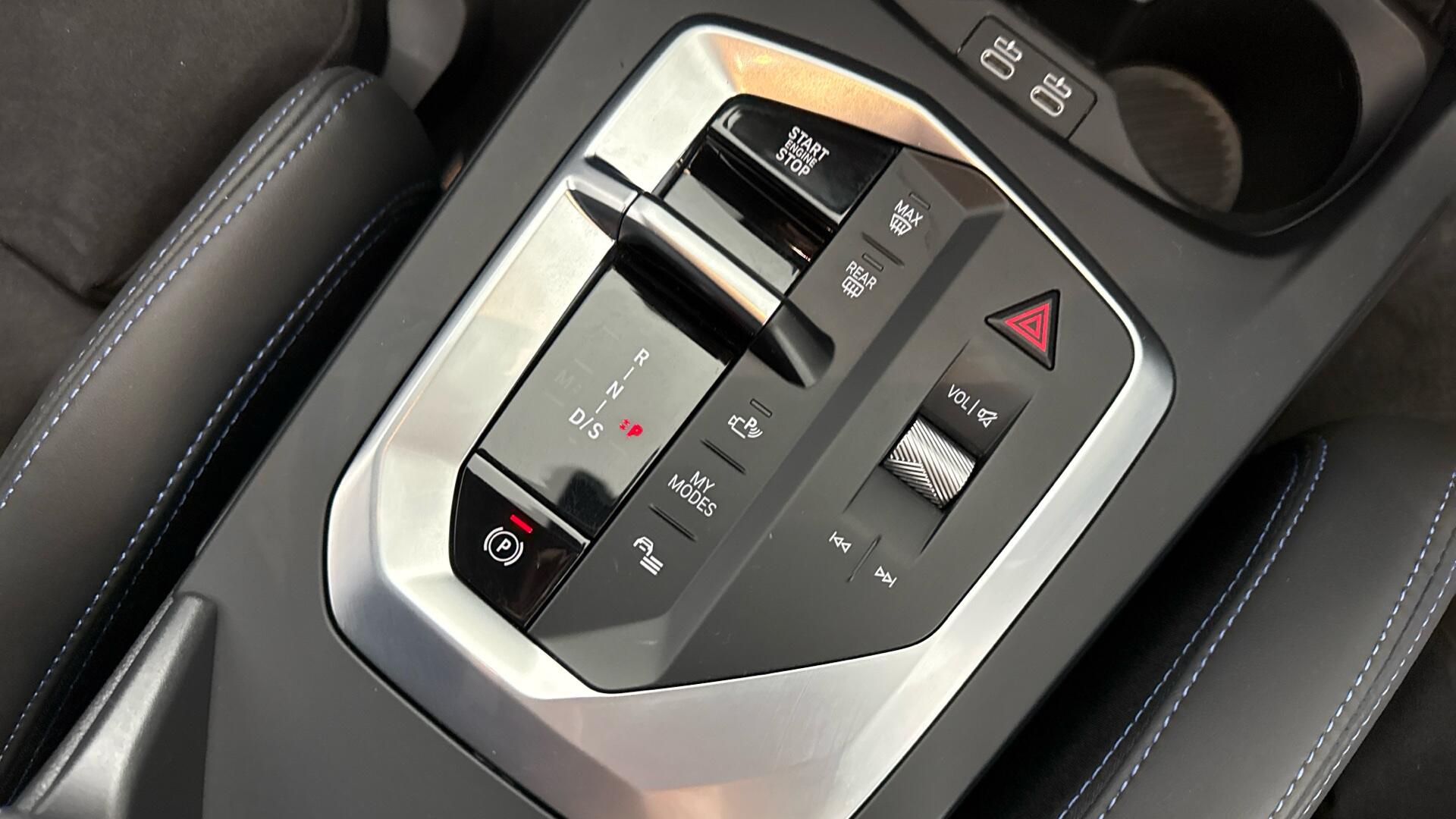 BMW 1 Series view 19
