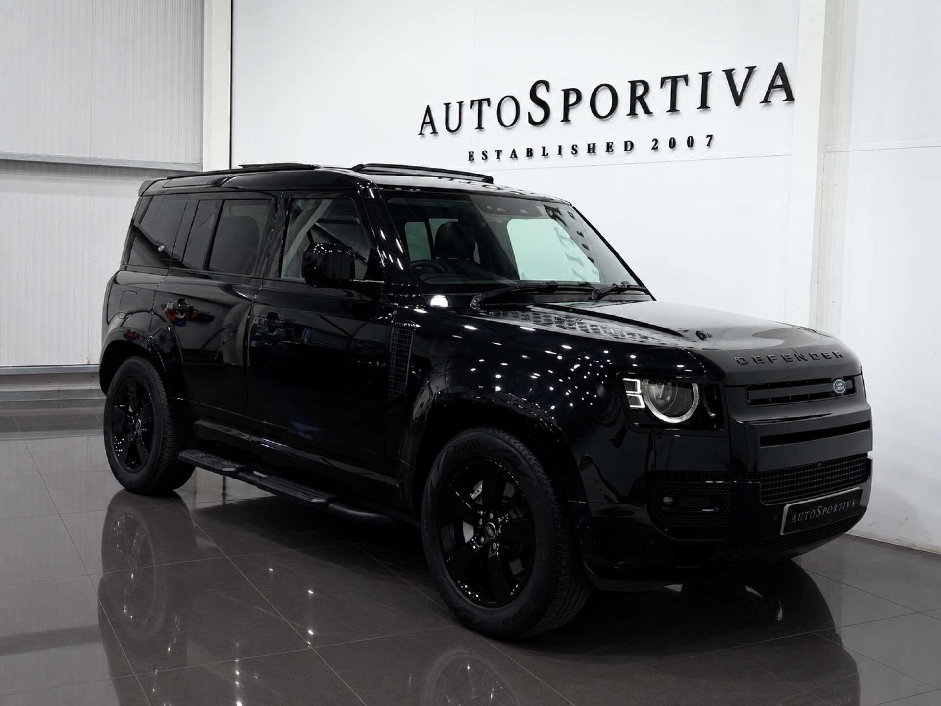 Land Rover Defender view 5