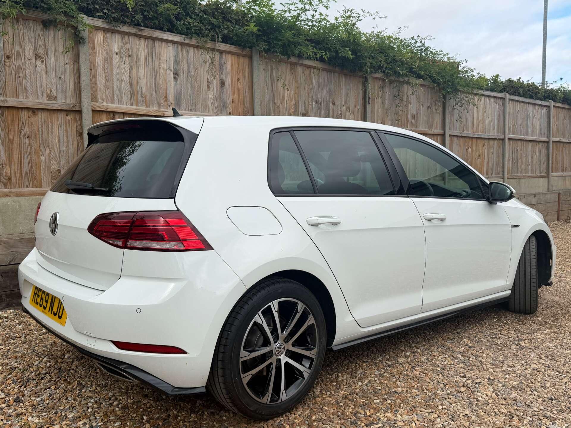 Volkswagen Golf view 13