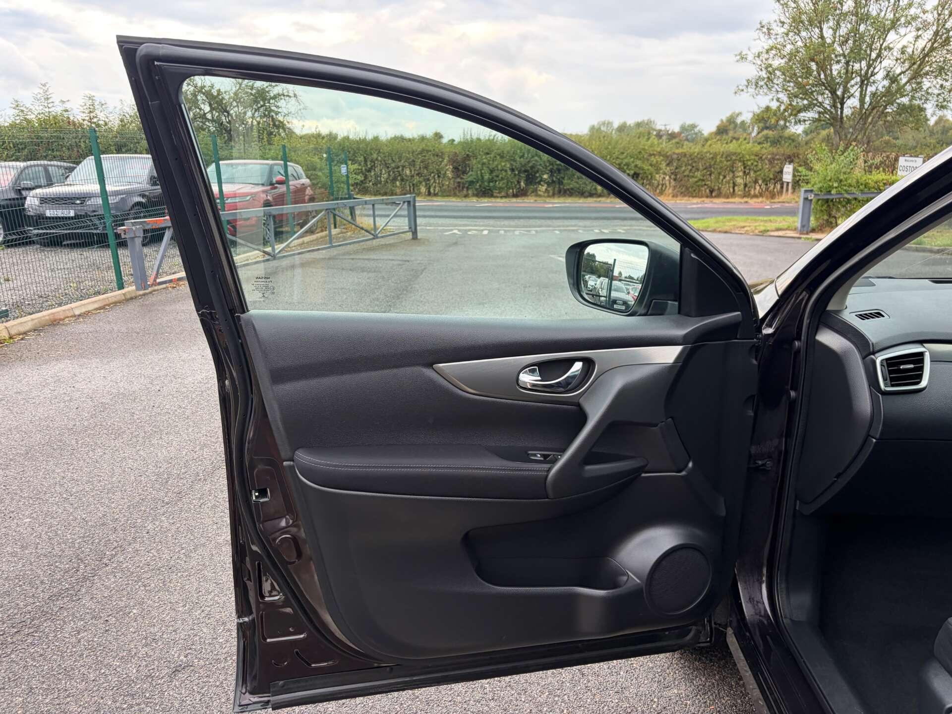 Nissan Qashqai view 14