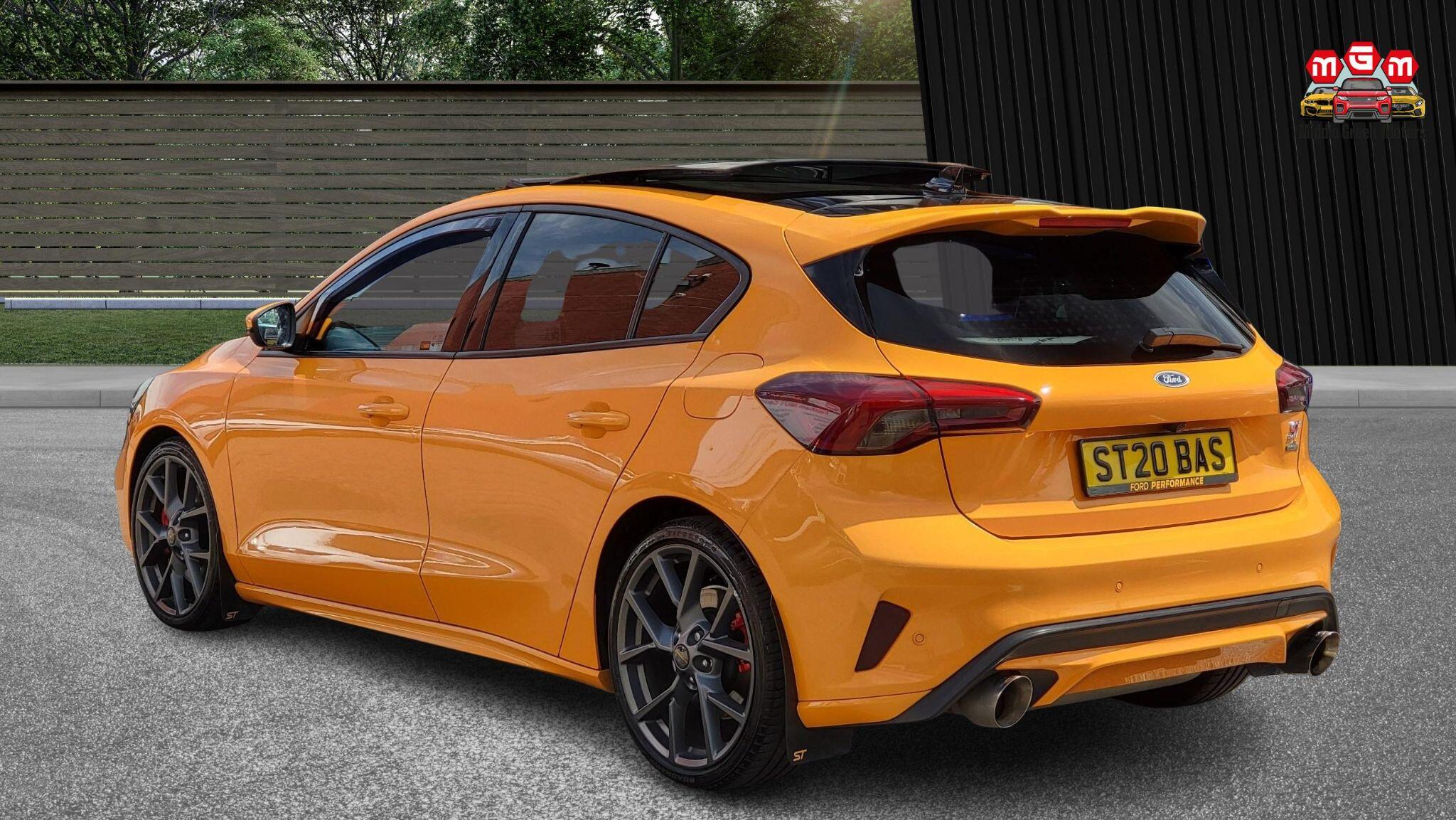 Ford Focus view 6