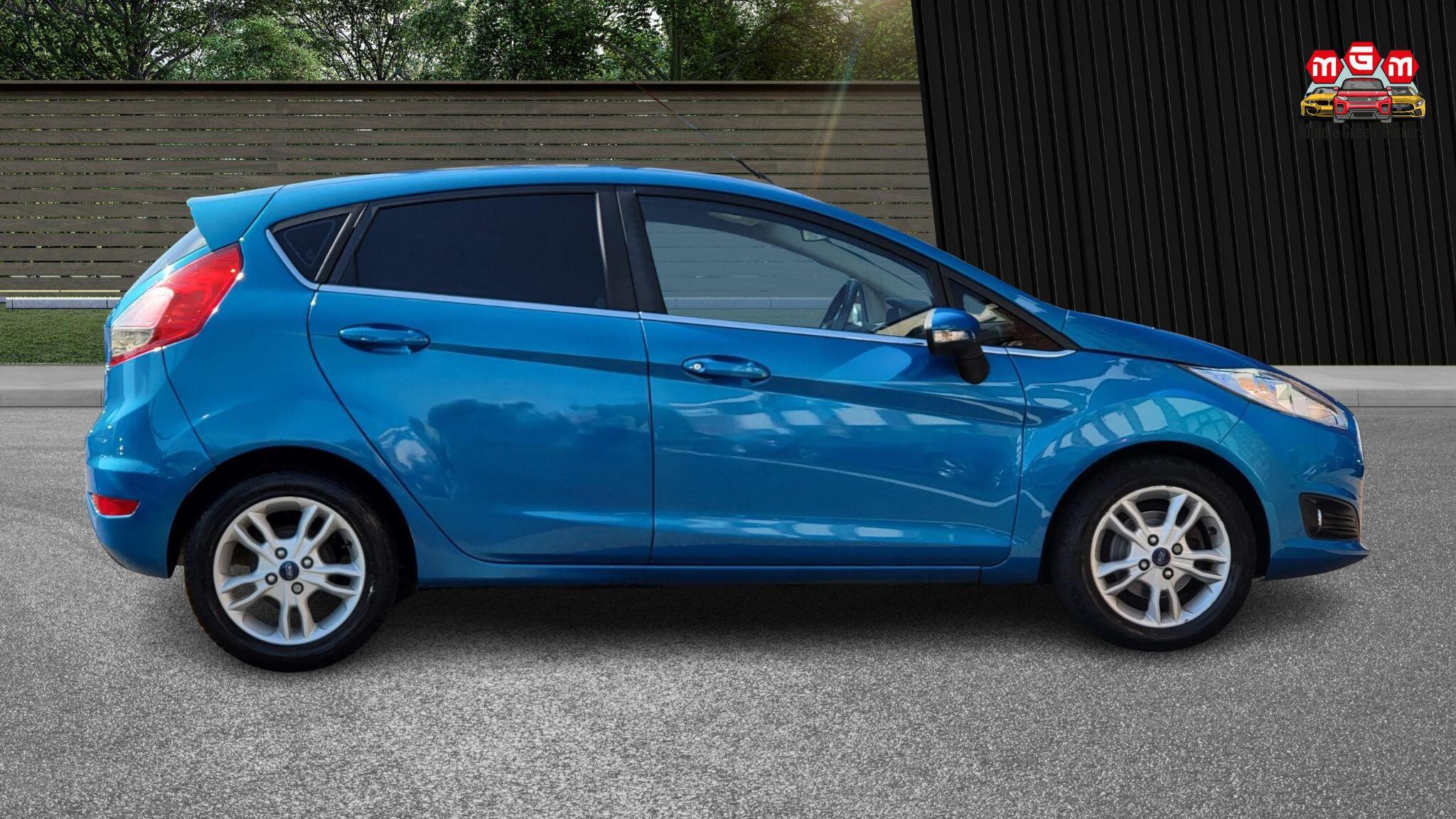 Ford Fiesta view 8