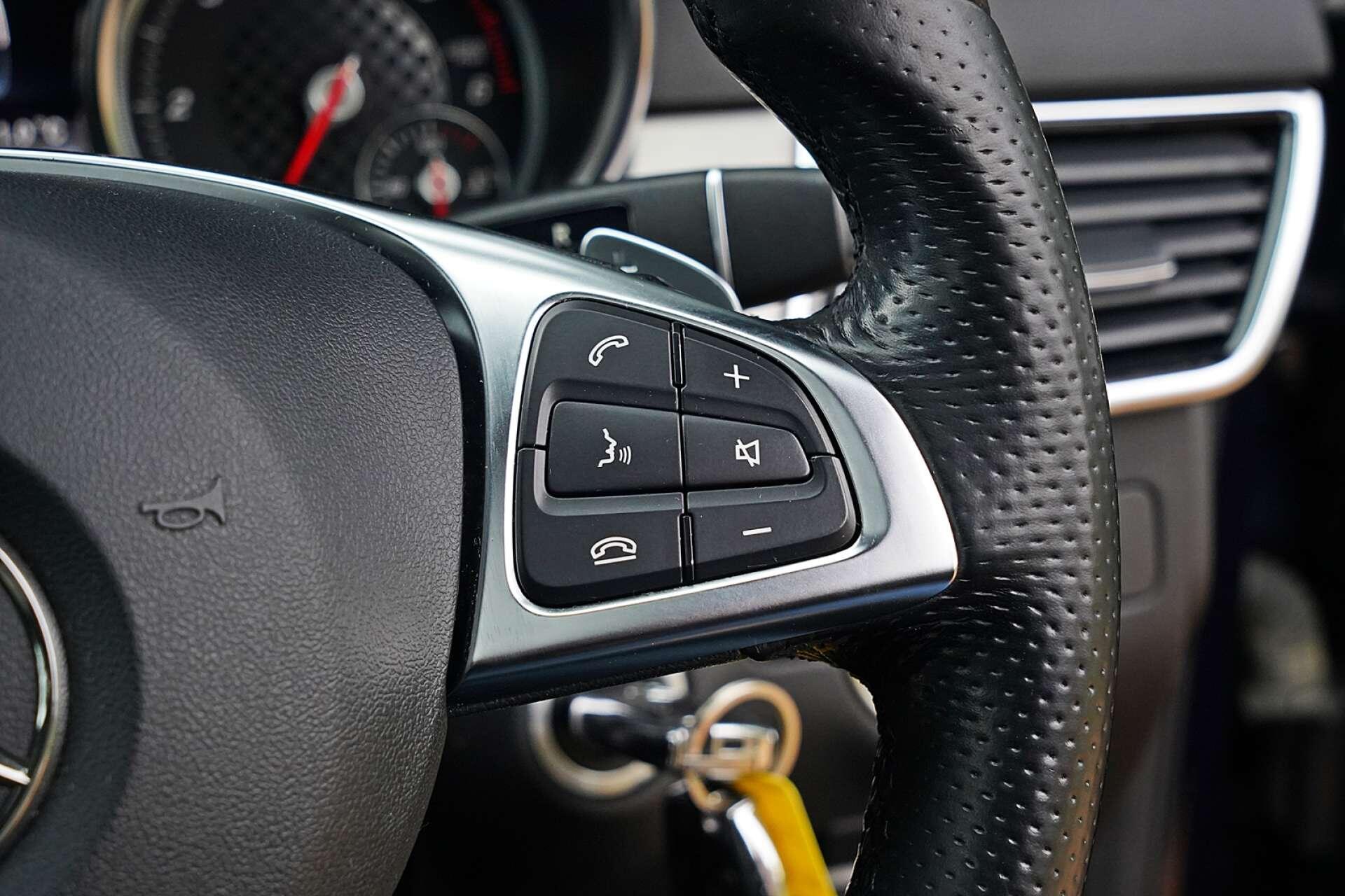 Mercedes-Benz GLE view 32