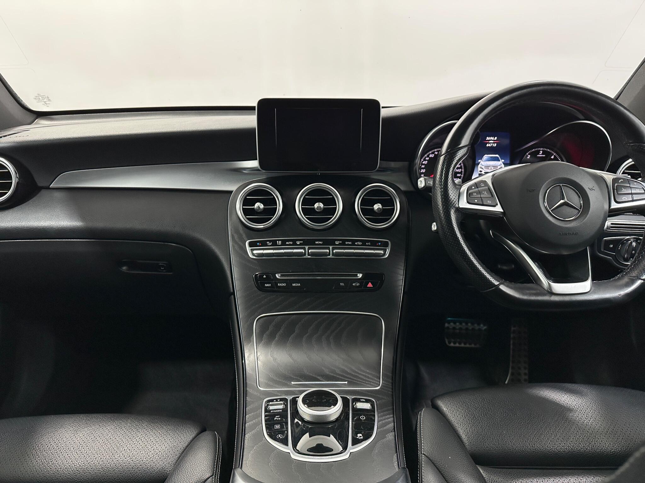 Mercedes-Benz GLC view 21