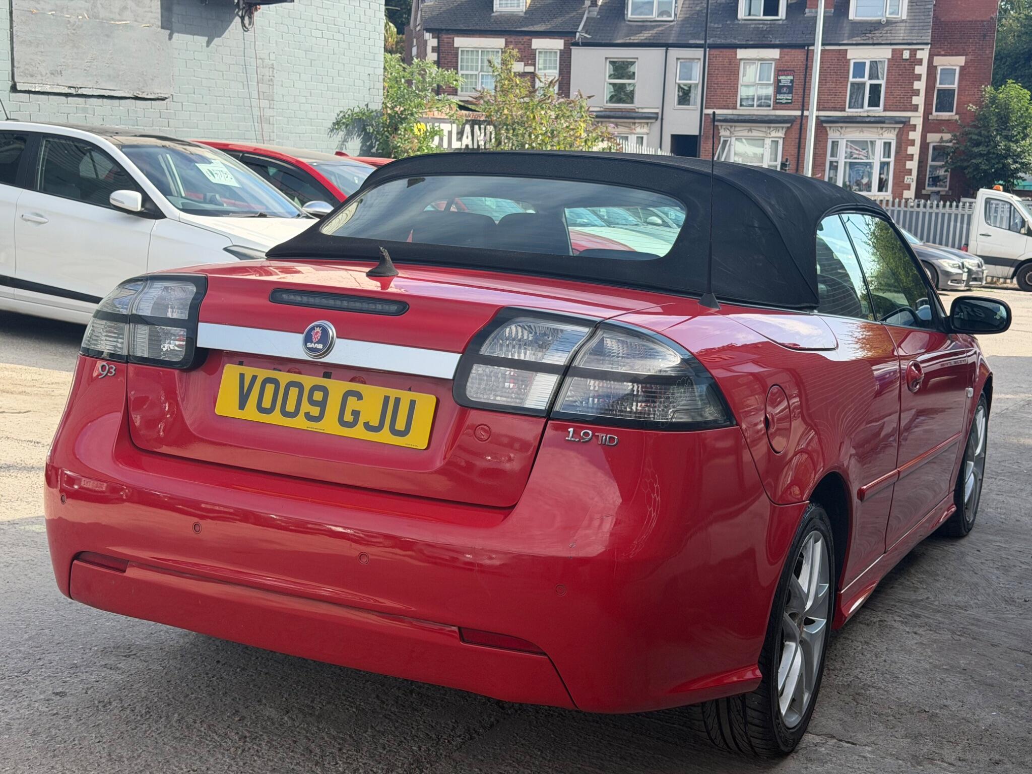 Saab 9-3 view 7