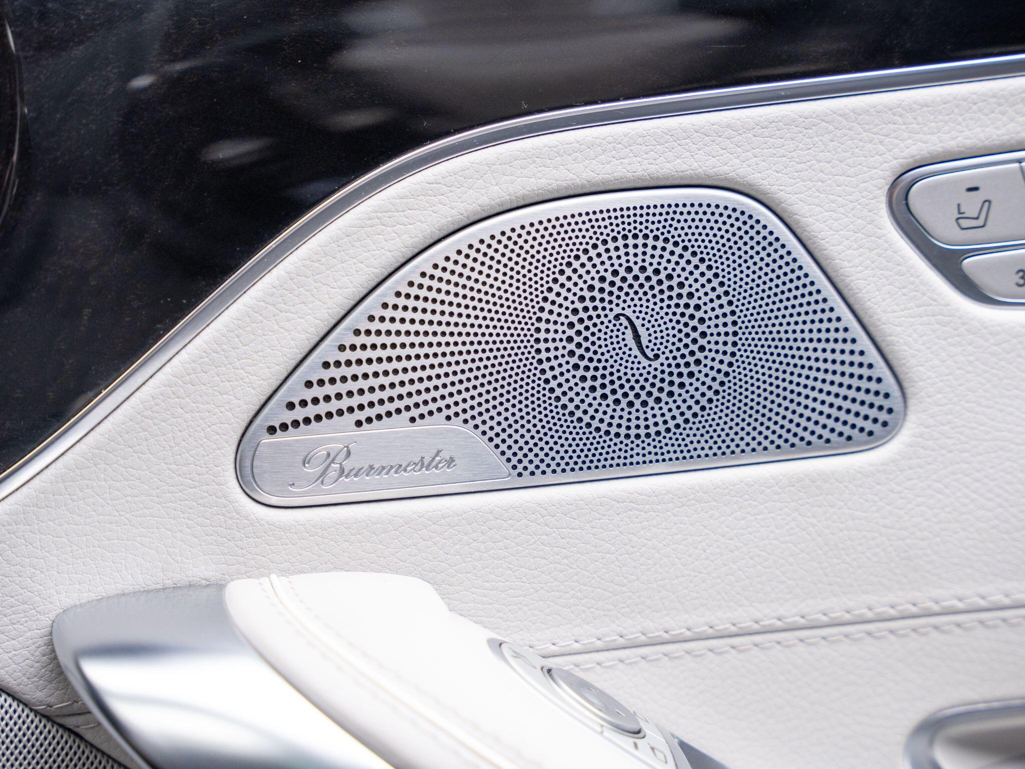 Mercedes-Benz S-Class view 8