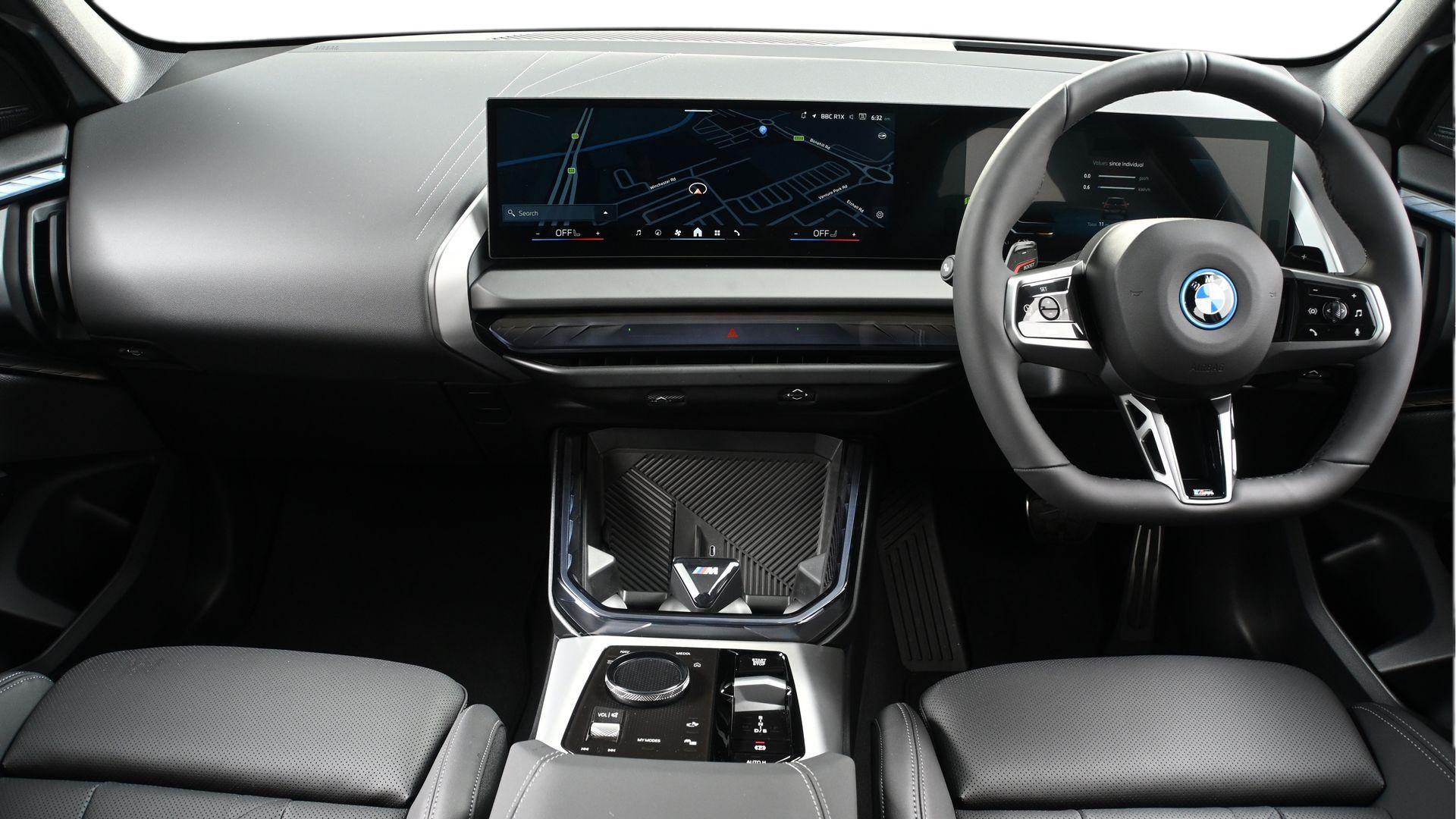 BMW X3 view 4