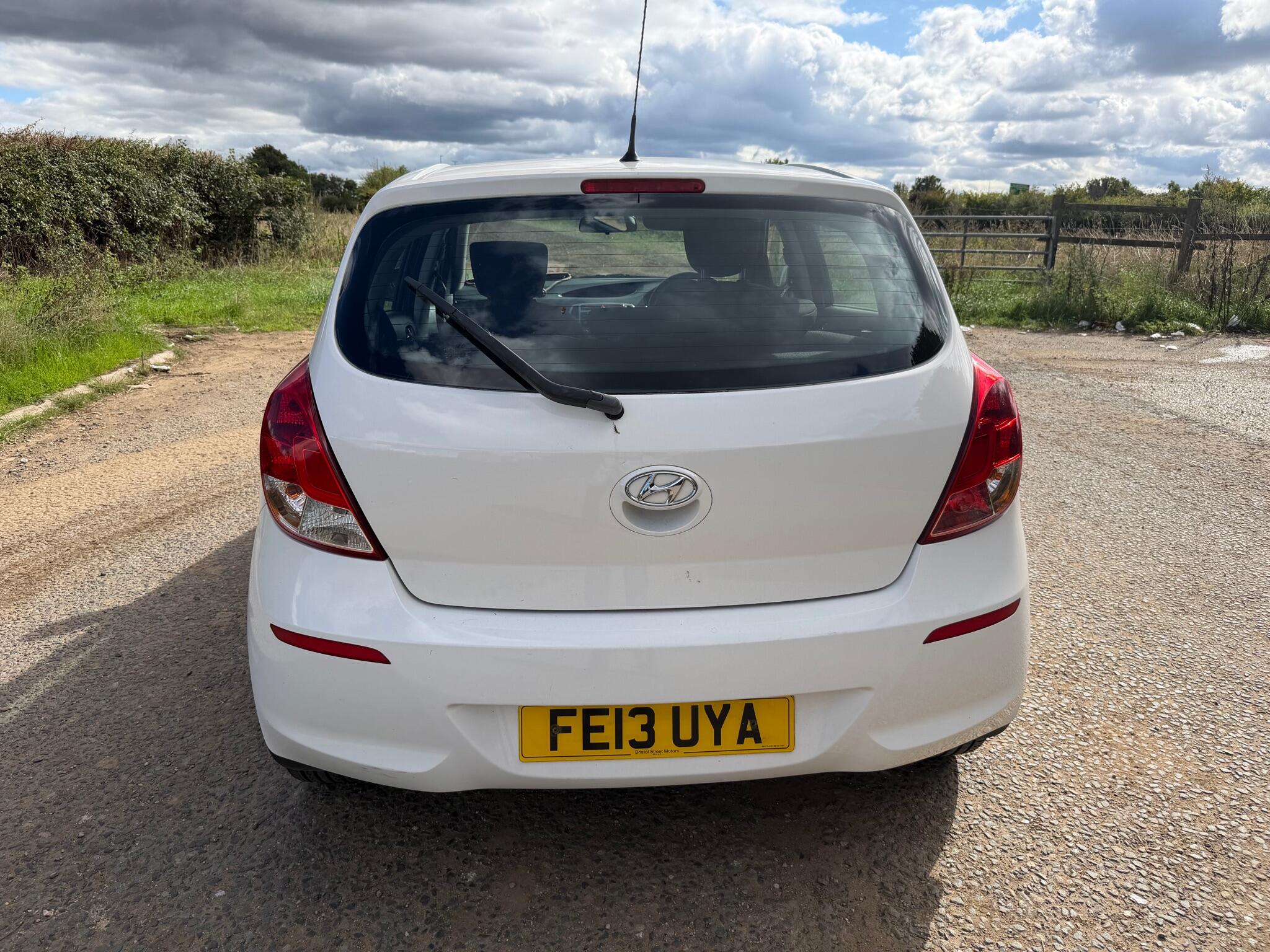 Hyundai I20 view 7