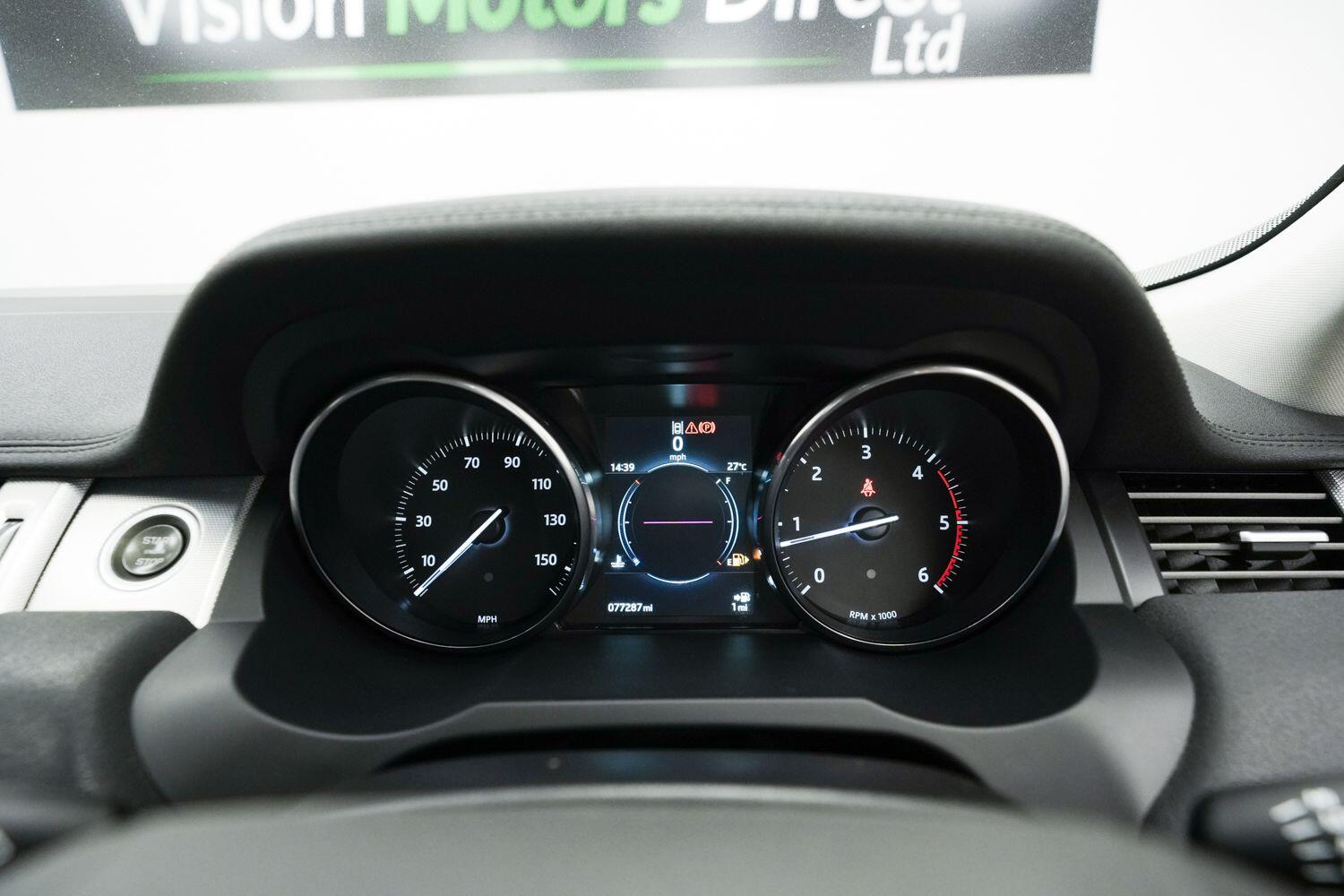 Land Rover Range Rover Evoque view 21