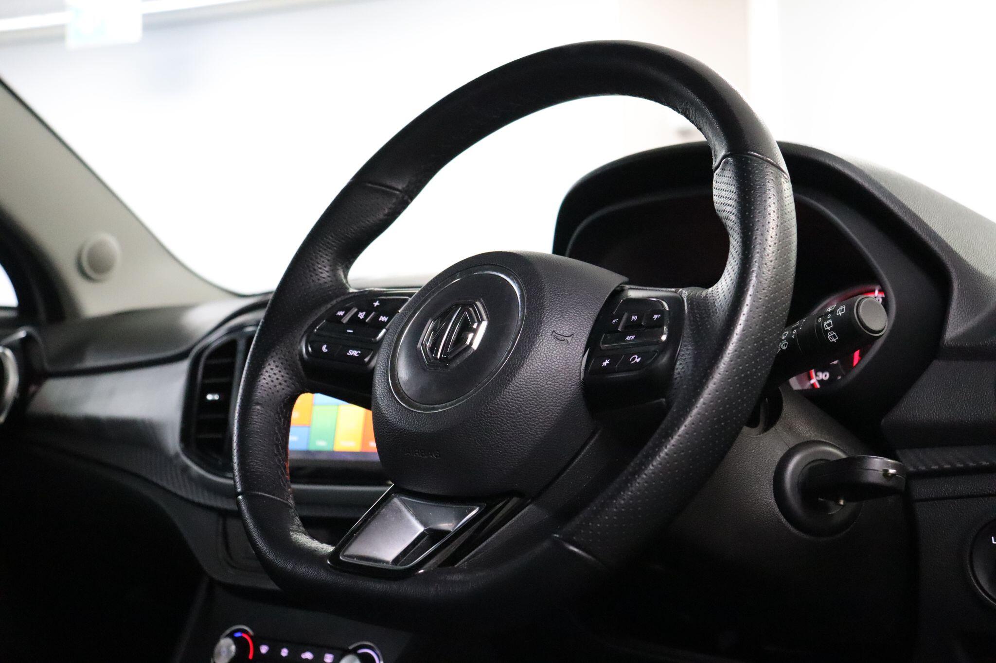 MG MG3 view 12