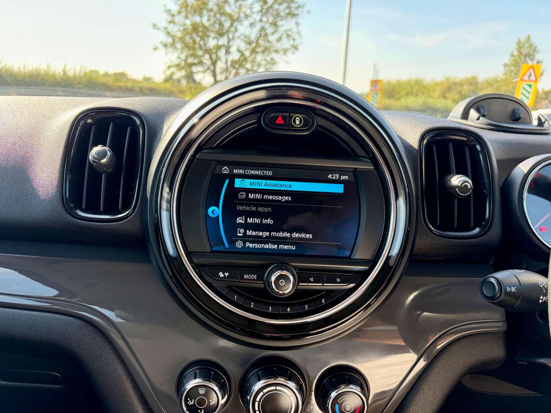 Mini Countryman view 43