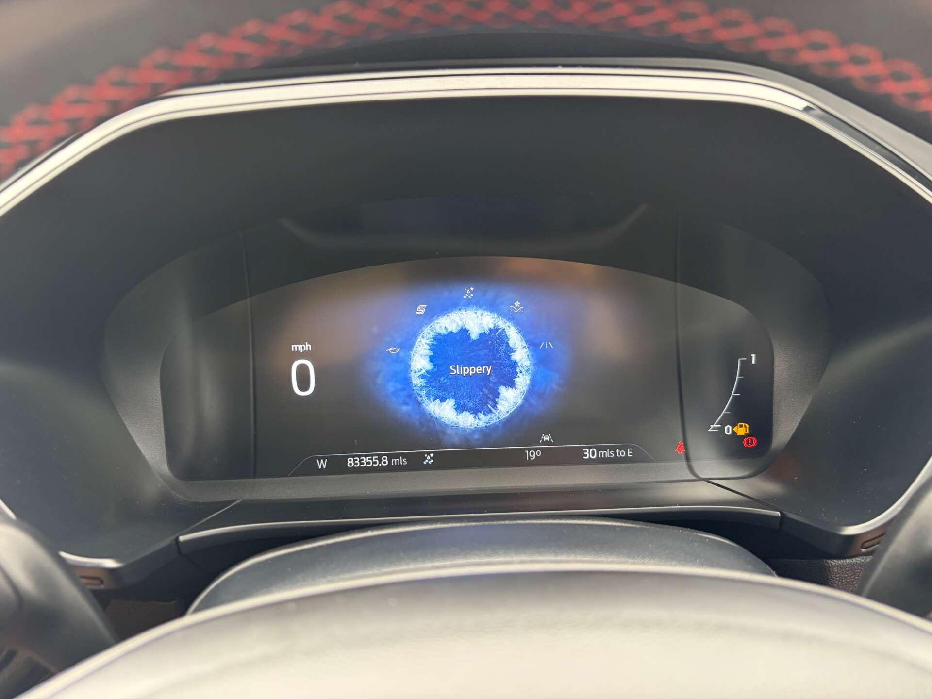 Ford Kuga view 56