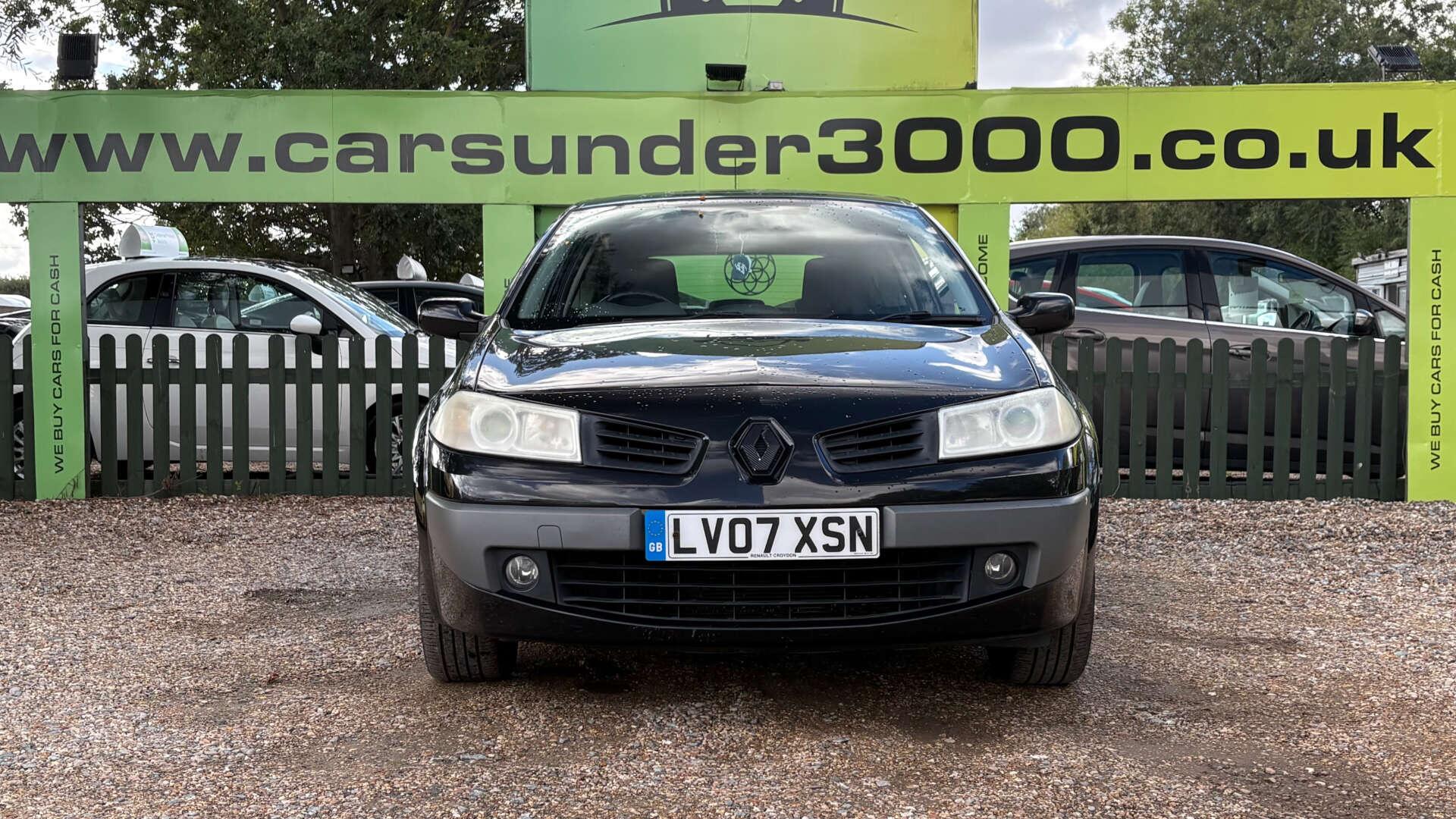 Renault Megane view 2