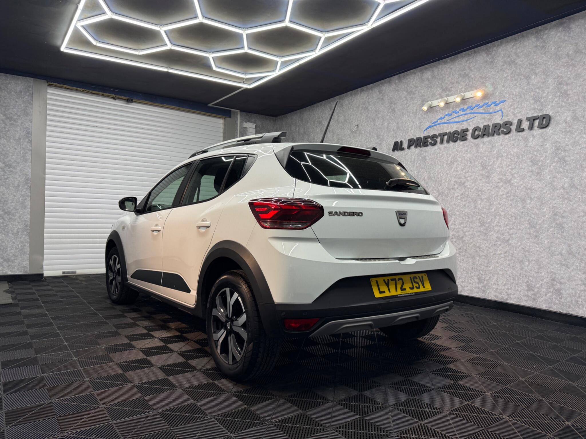 Dacia Sandero Stepway view 6