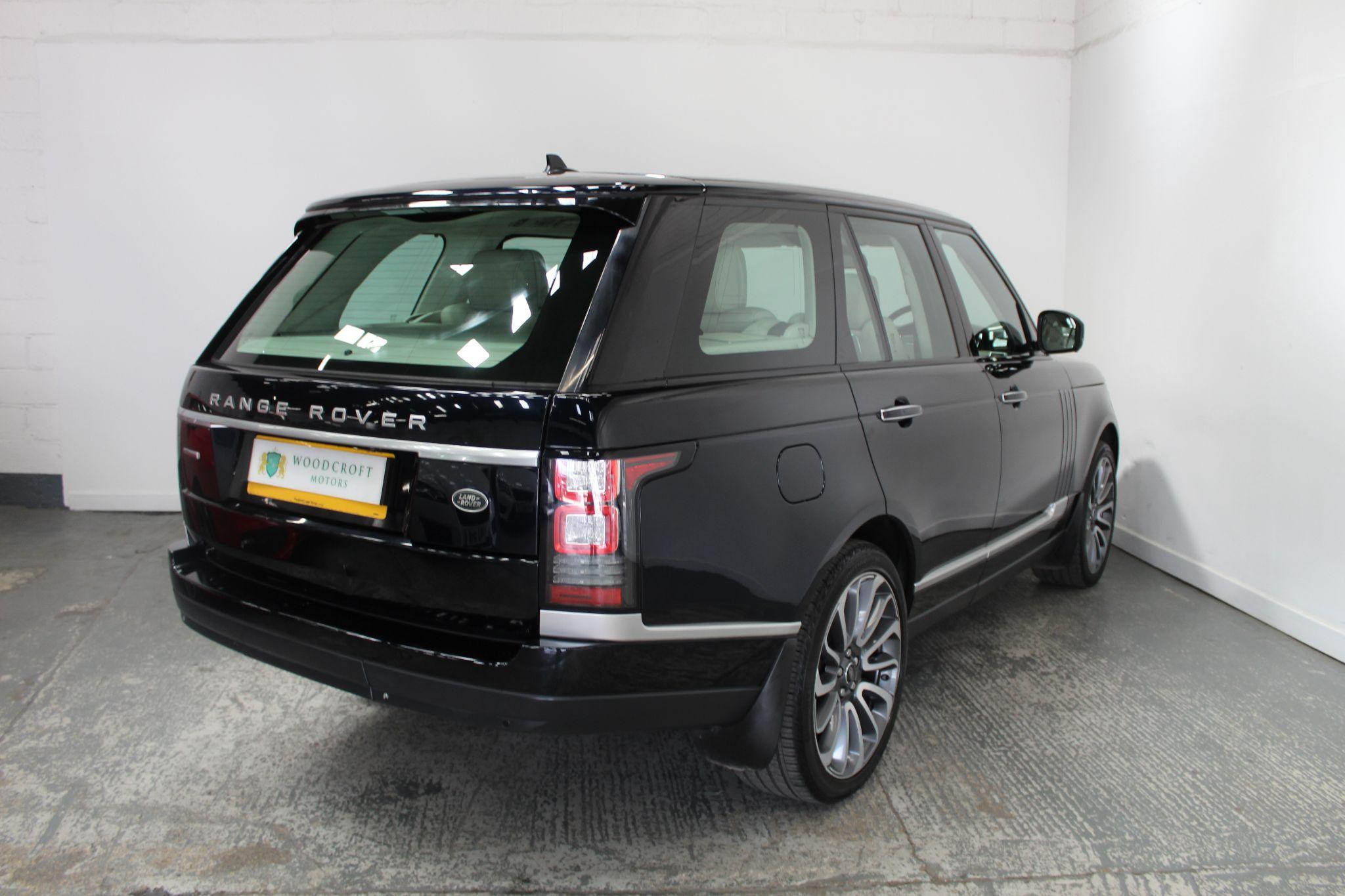Land Rover Range Rover view 8