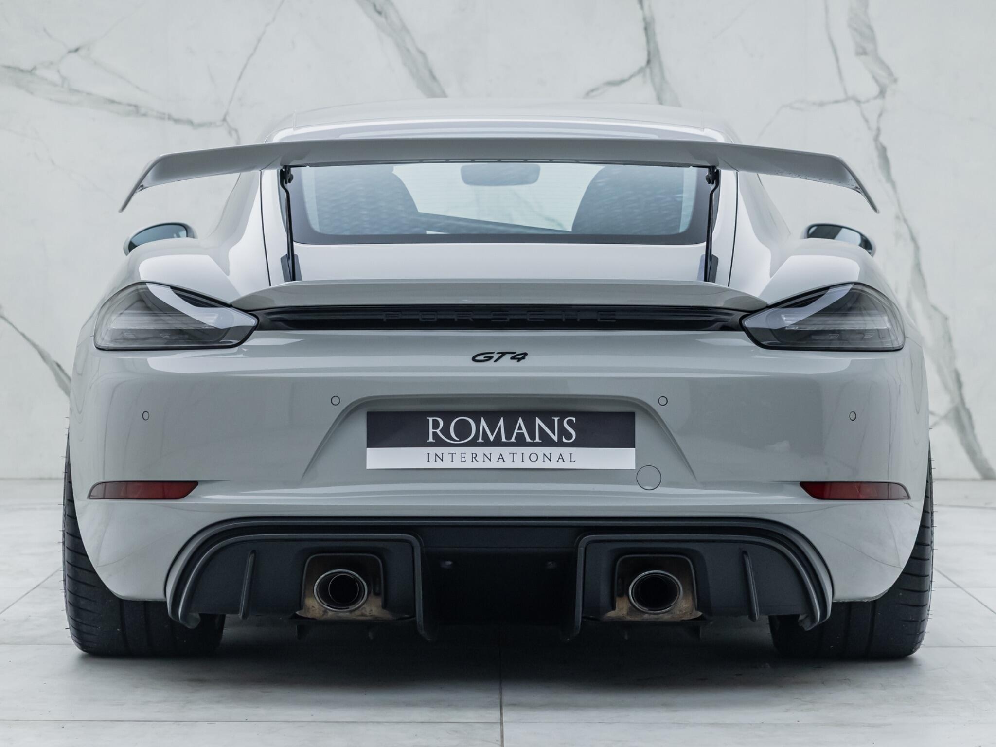 Porsche Cayman view 9