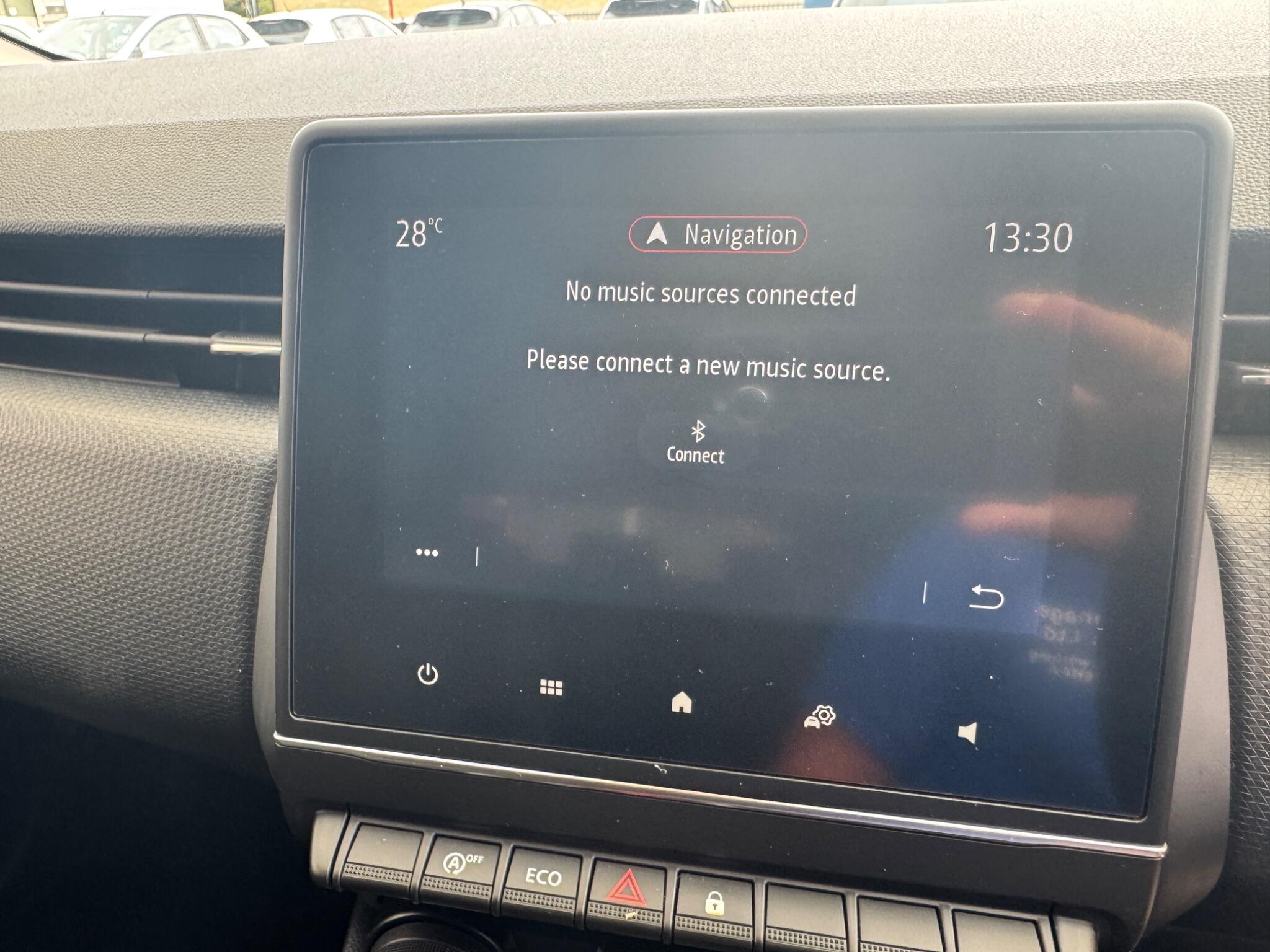 Renault Clio view 27