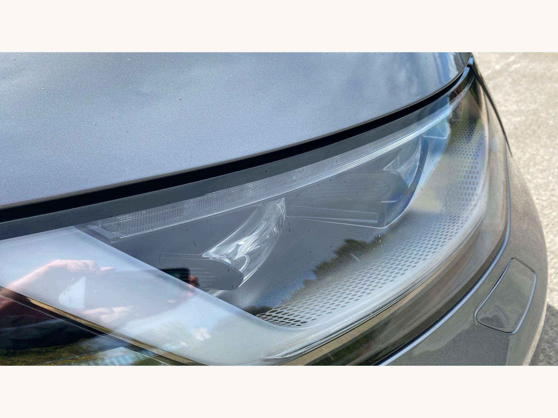 Land Rover Discovery view 21