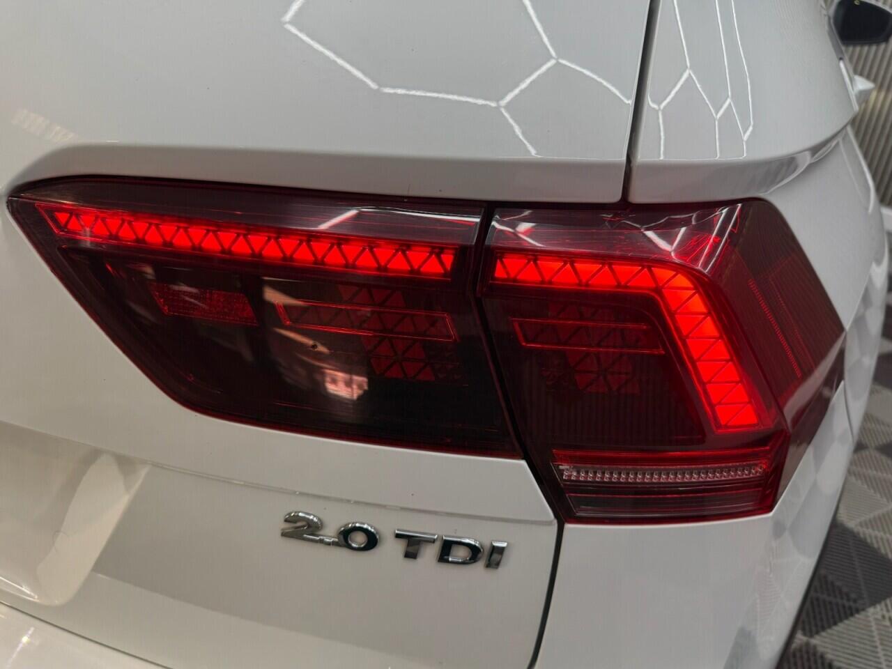 Volkswagen Tiguan view 36