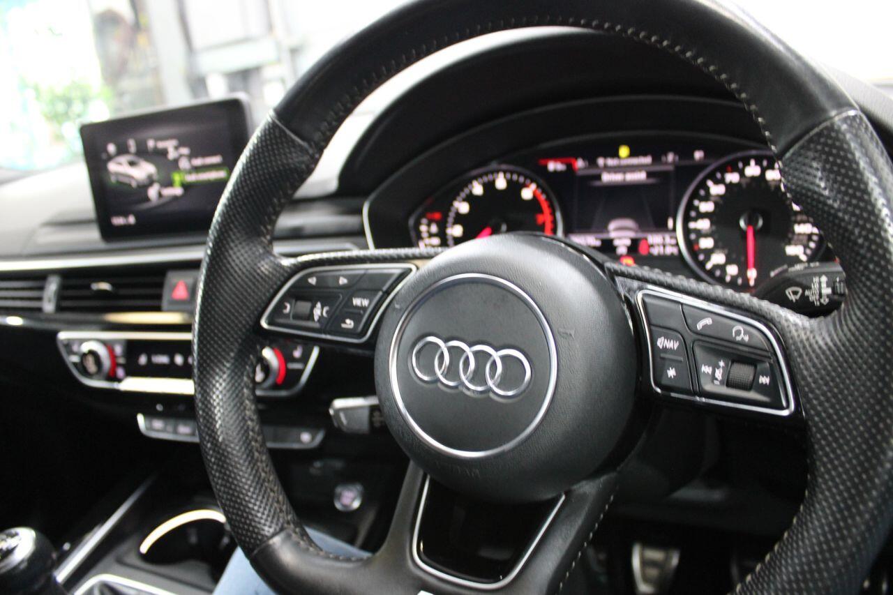 Audi A4 view 36