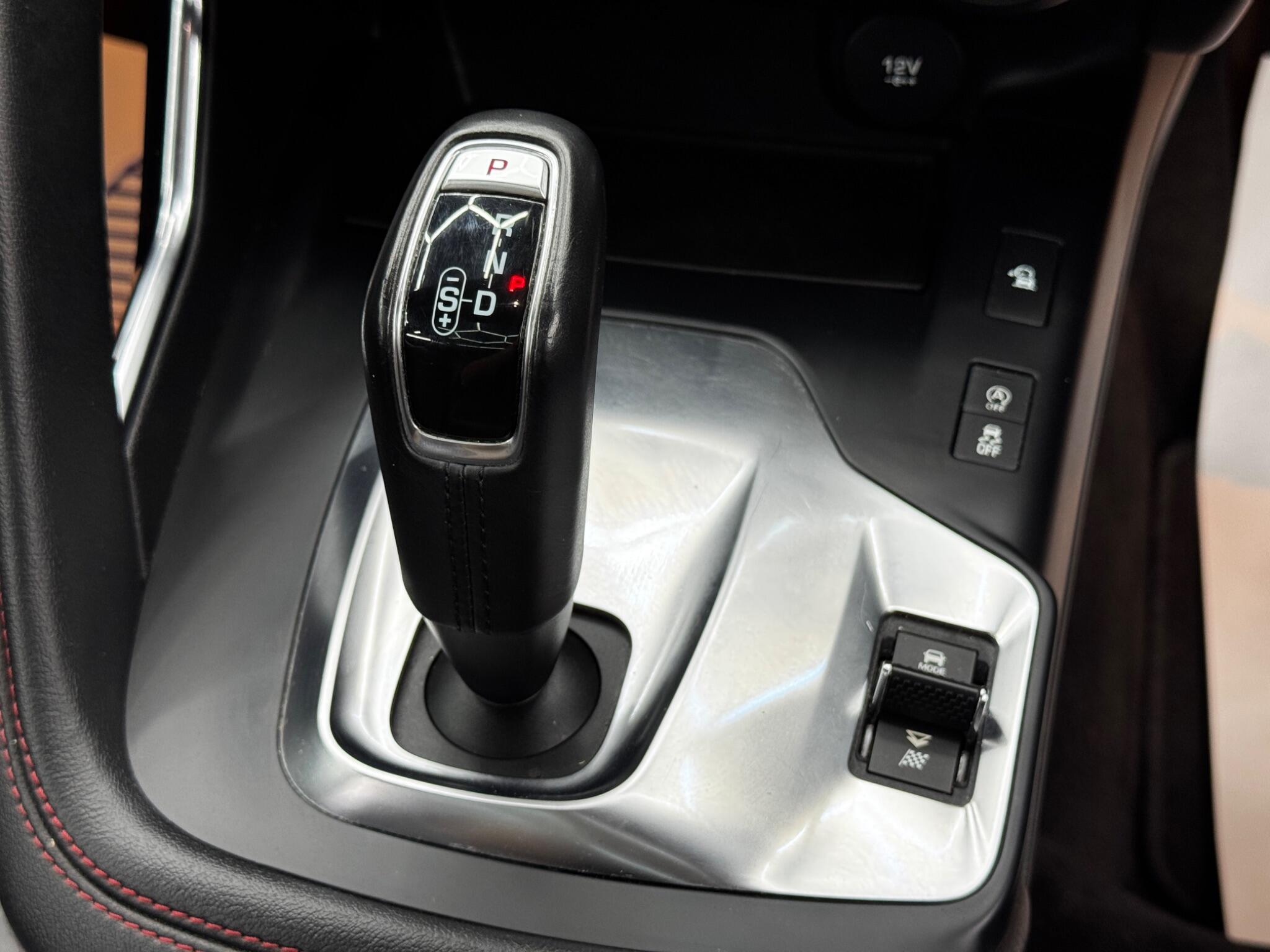 Jaguar E-Pace view 25