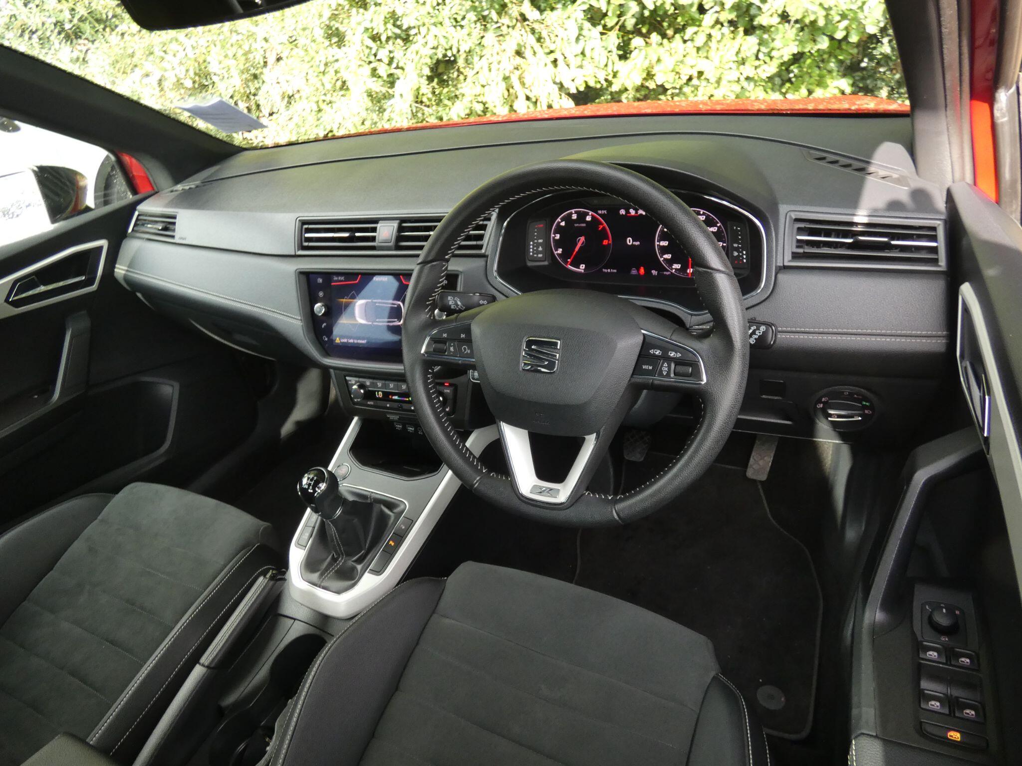 Seat Arona view 2