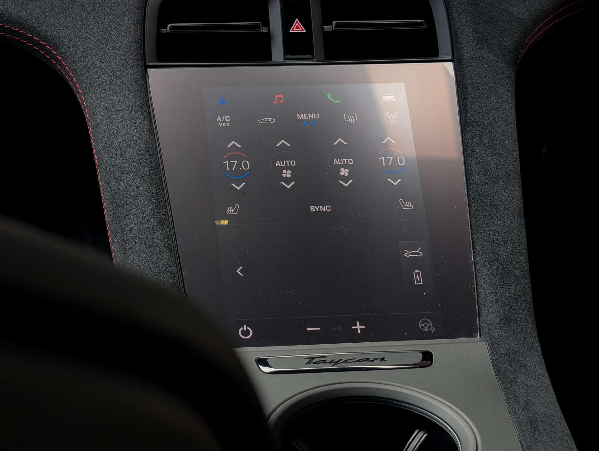 Porsche Taycan view 41