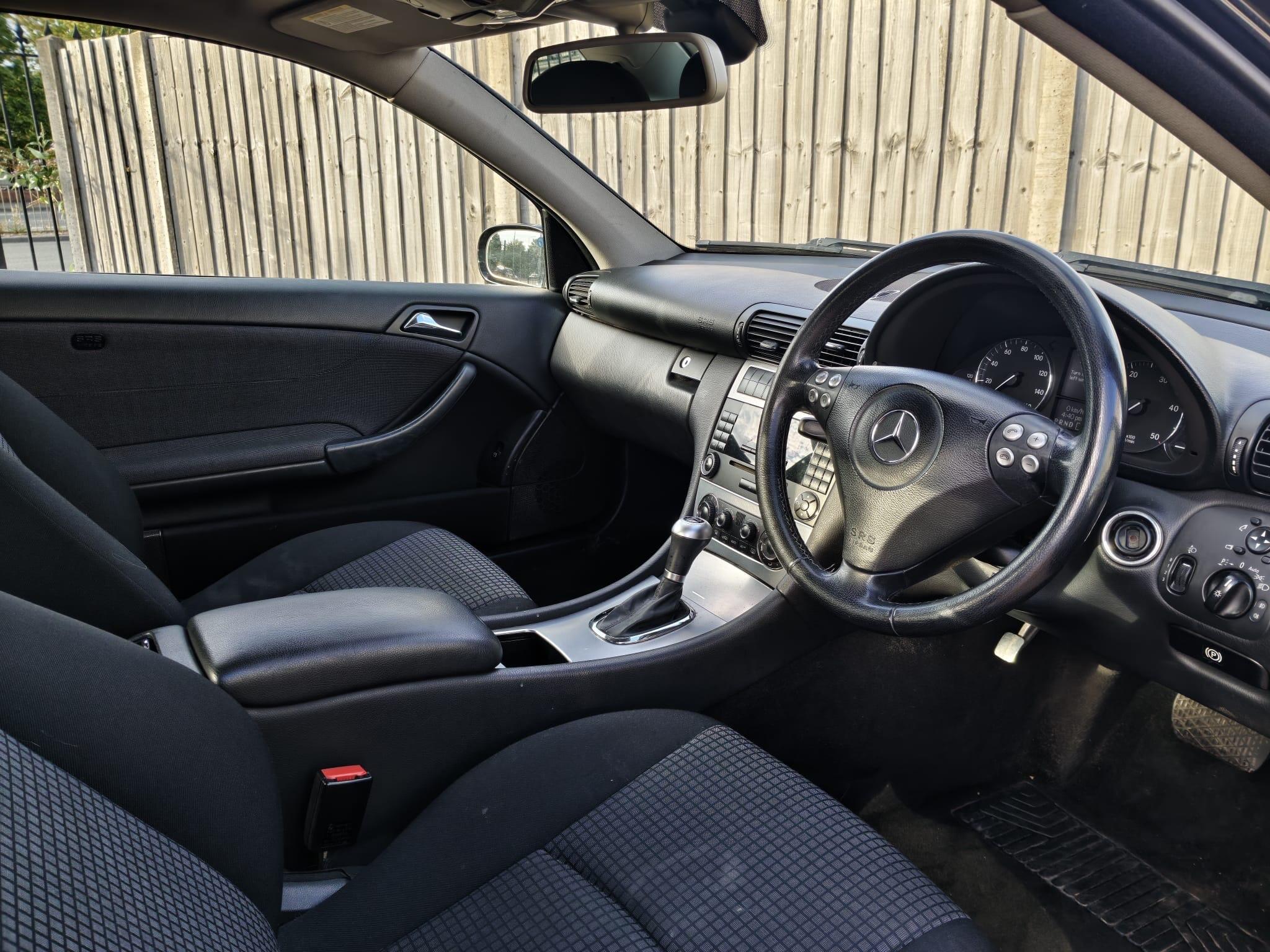 Mercedes-Benz C-Class view 10