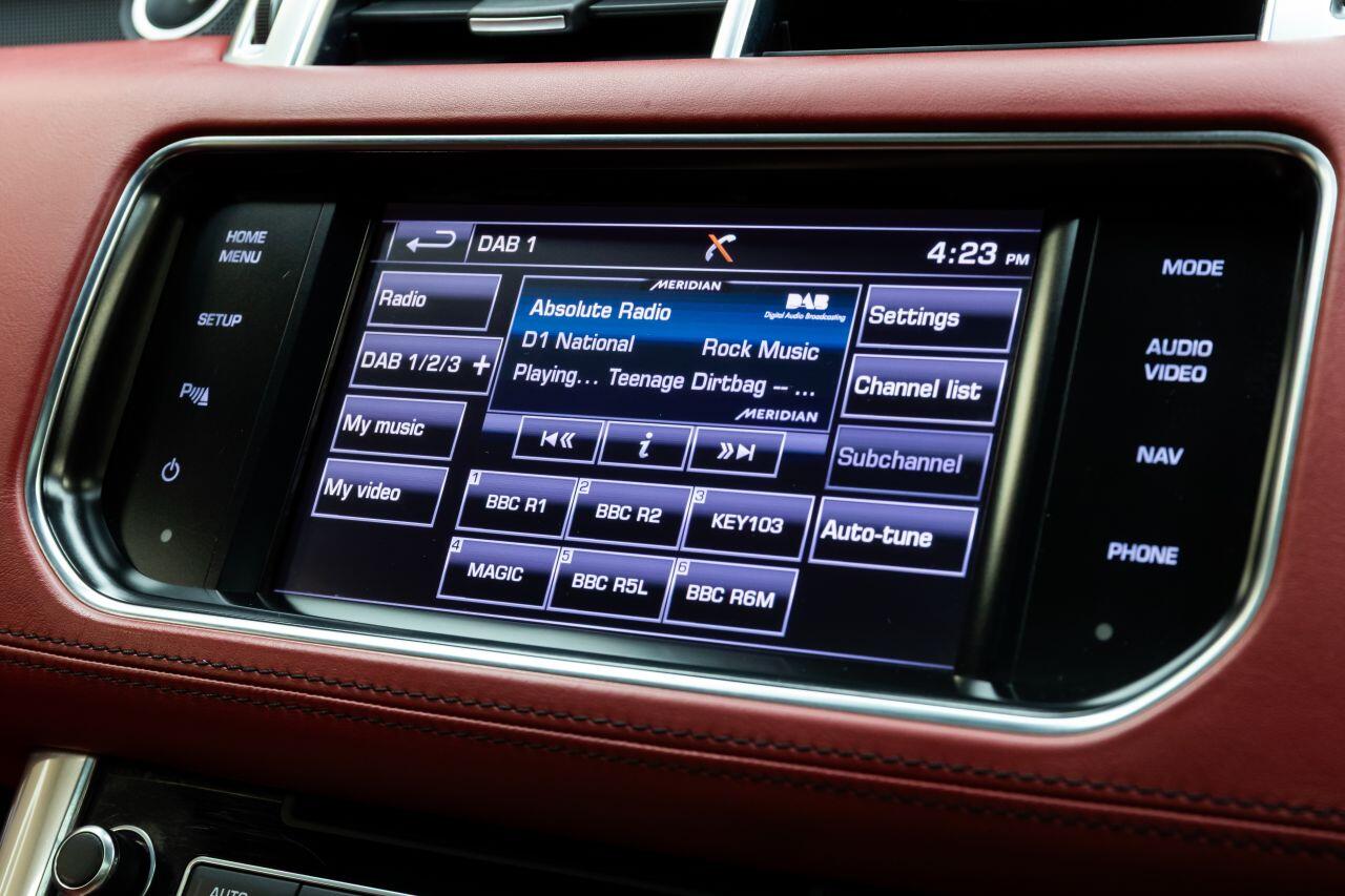 Land Rover Range Rover Sport view 26