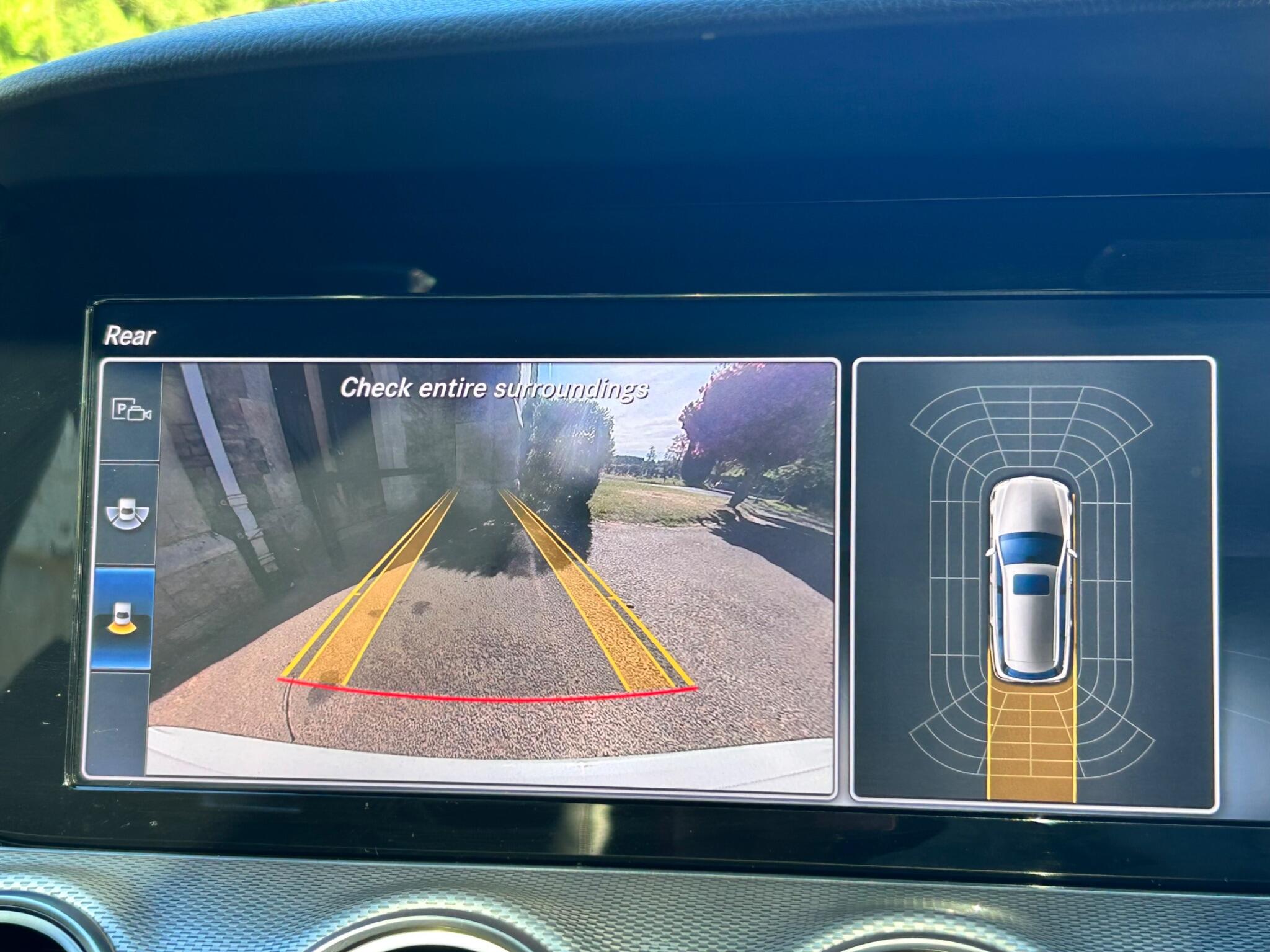 Mercedes-Benz E-Class view 9