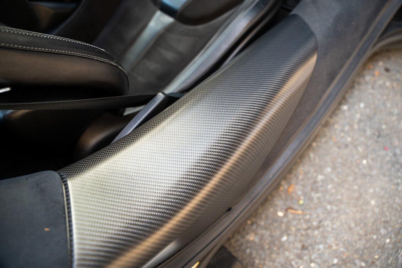 McLaren 570S view 60