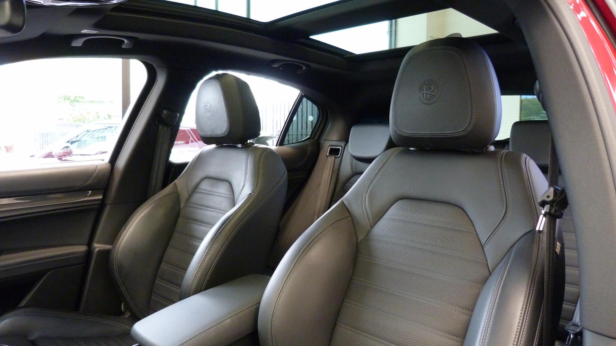 Alfa Romeo Stelvio view 20
