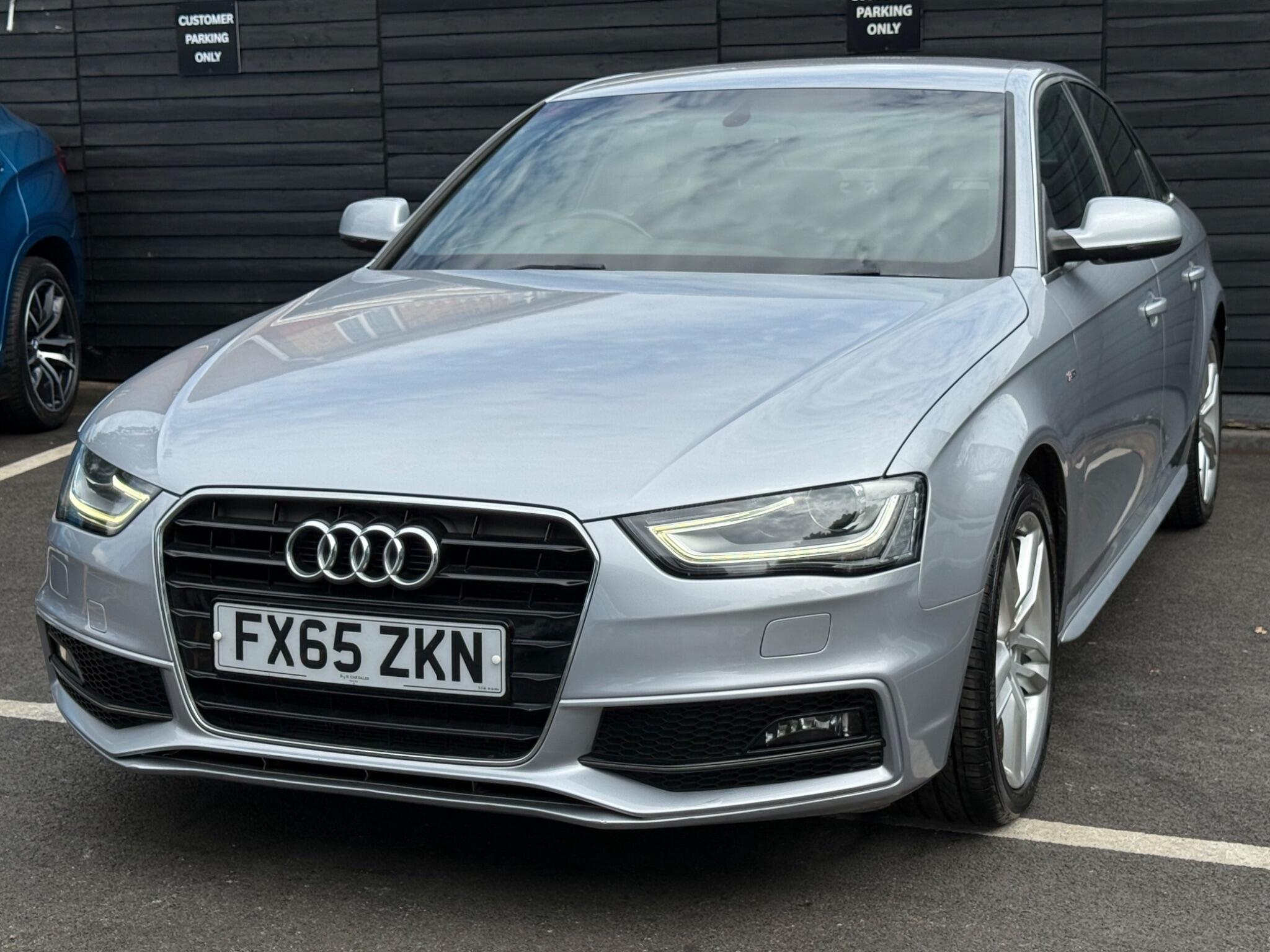 Audi A4 view 44