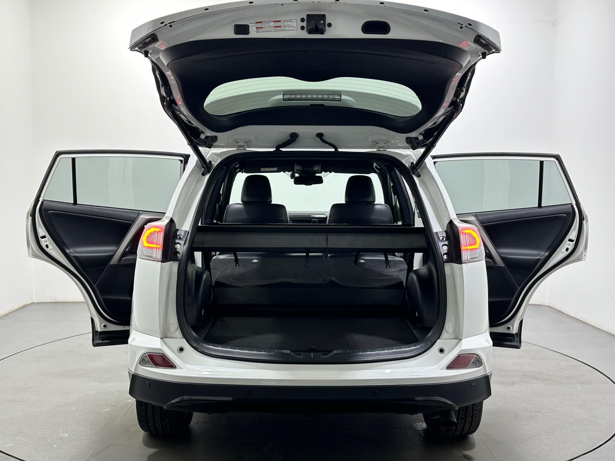 Toyota Rav4 view 43