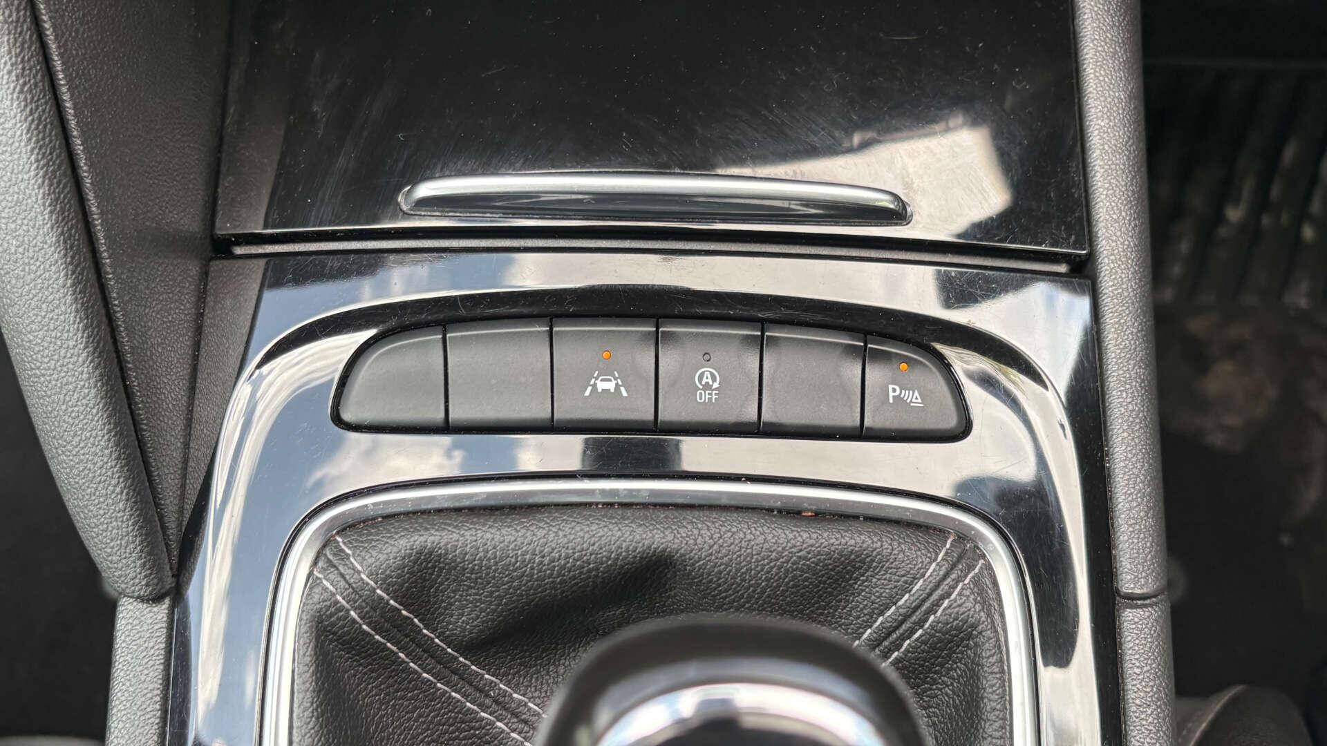 Vauxhall Insignia view 33