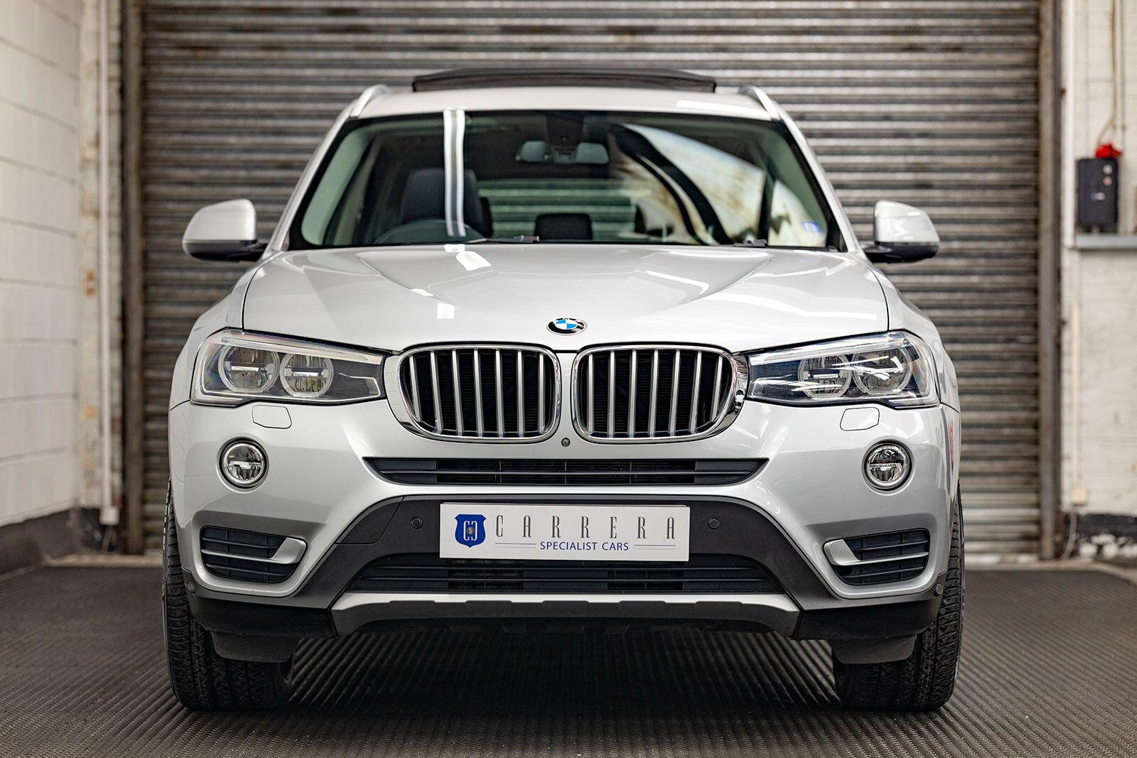 BMW X3 view 8