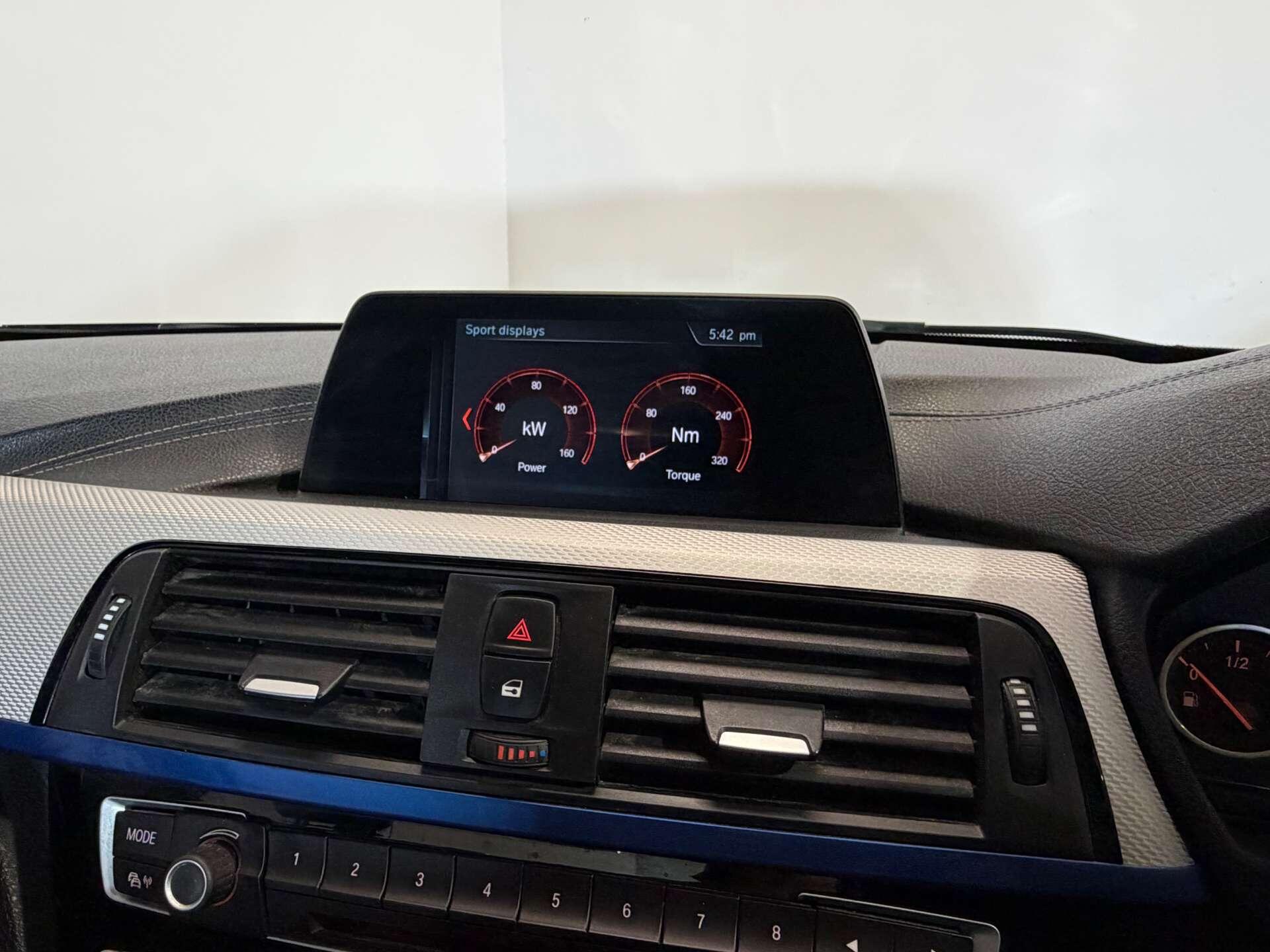 BMW 3 Series view 34