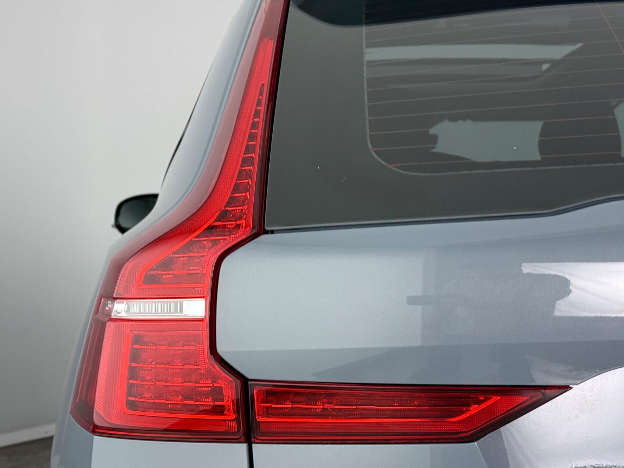 Volvo XC60 view 10