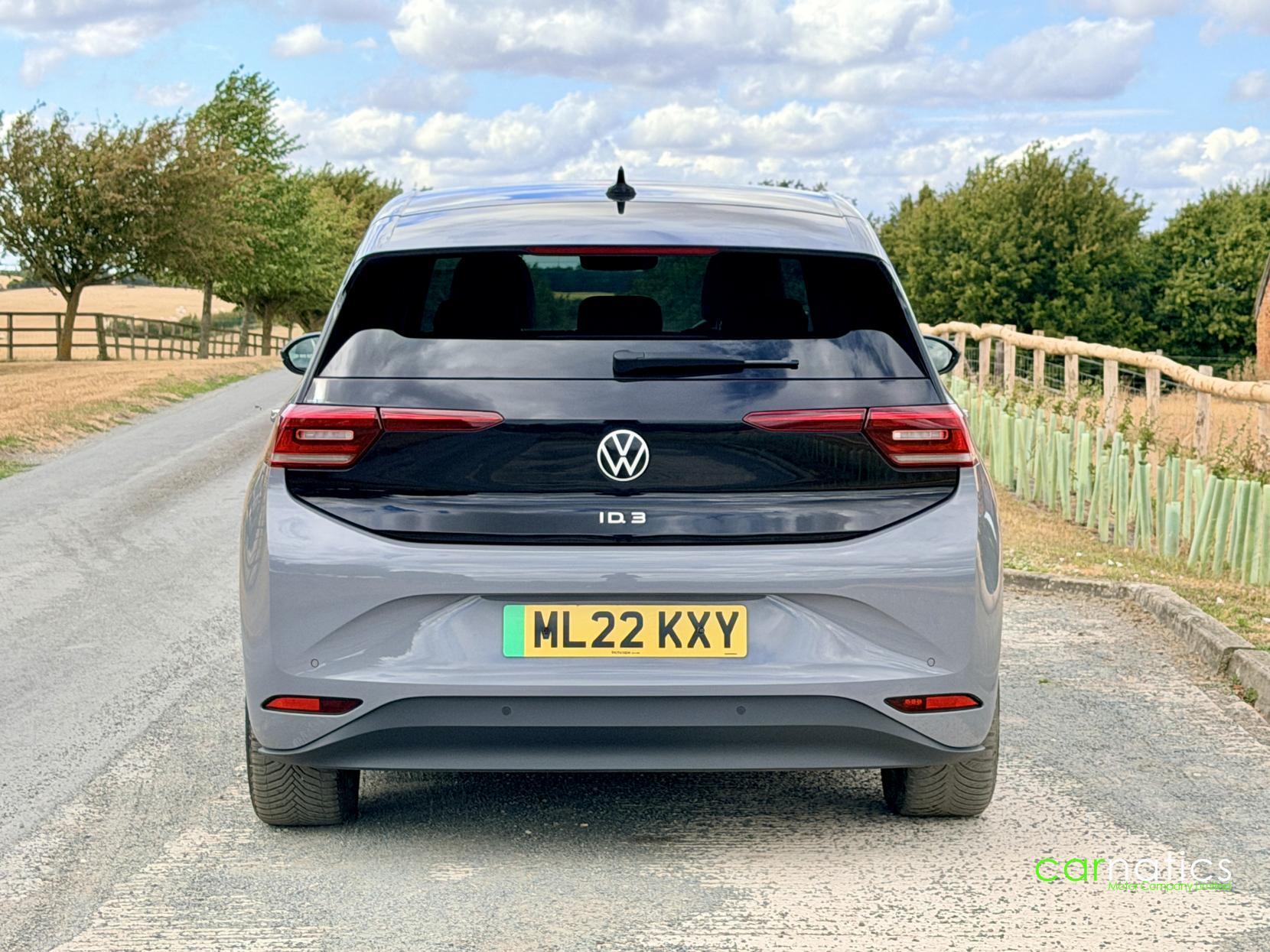 Volkswagen Id.3 view 3