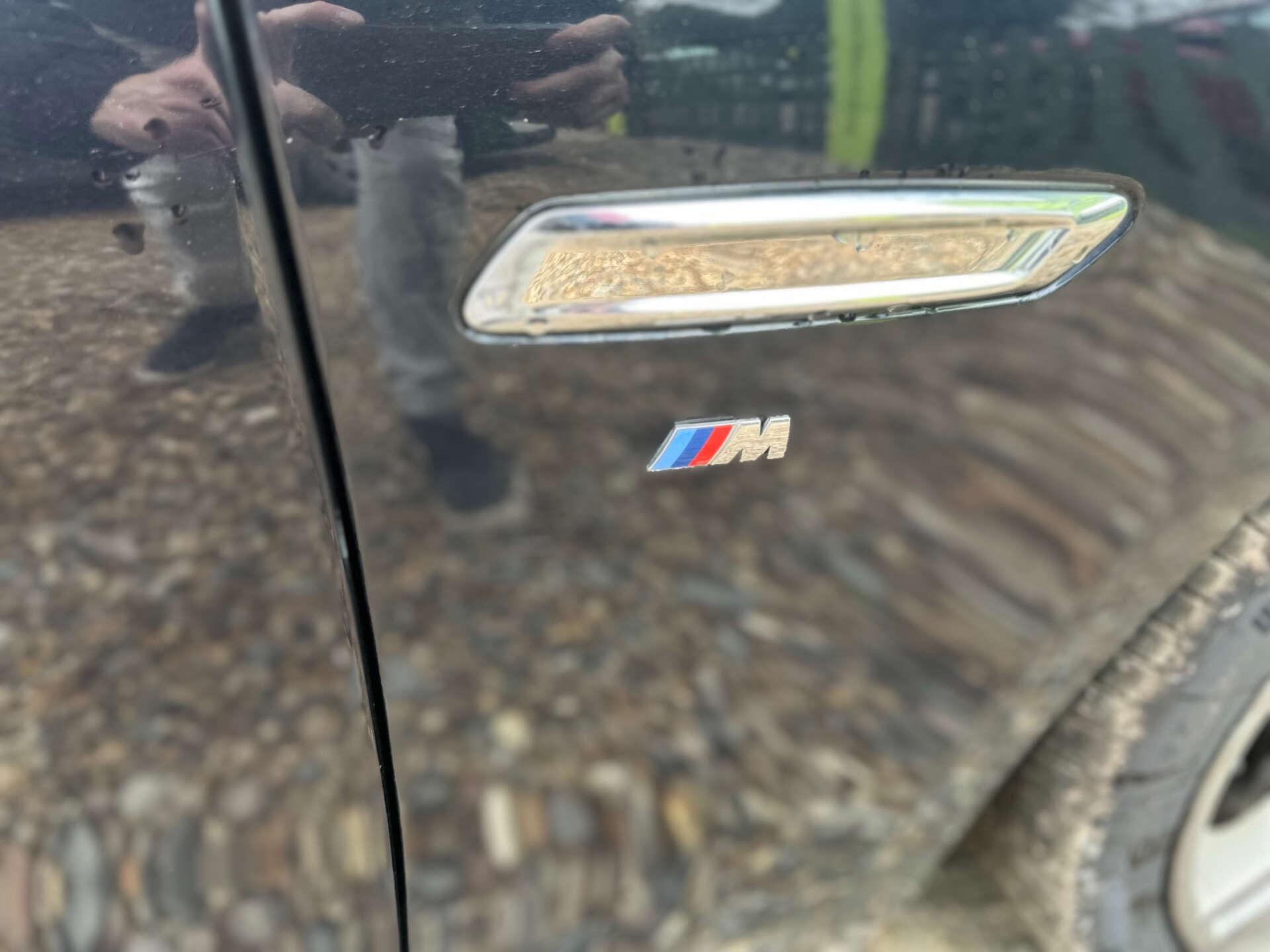 BMW 5 Series view 39